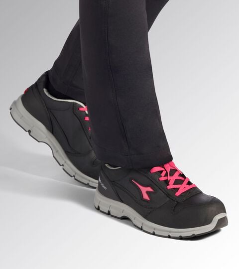 Niedriger Arbeitsschuh RUN LOW S3S FO SR ESD SCHWARZ/ROT FUCHSIE - Utility