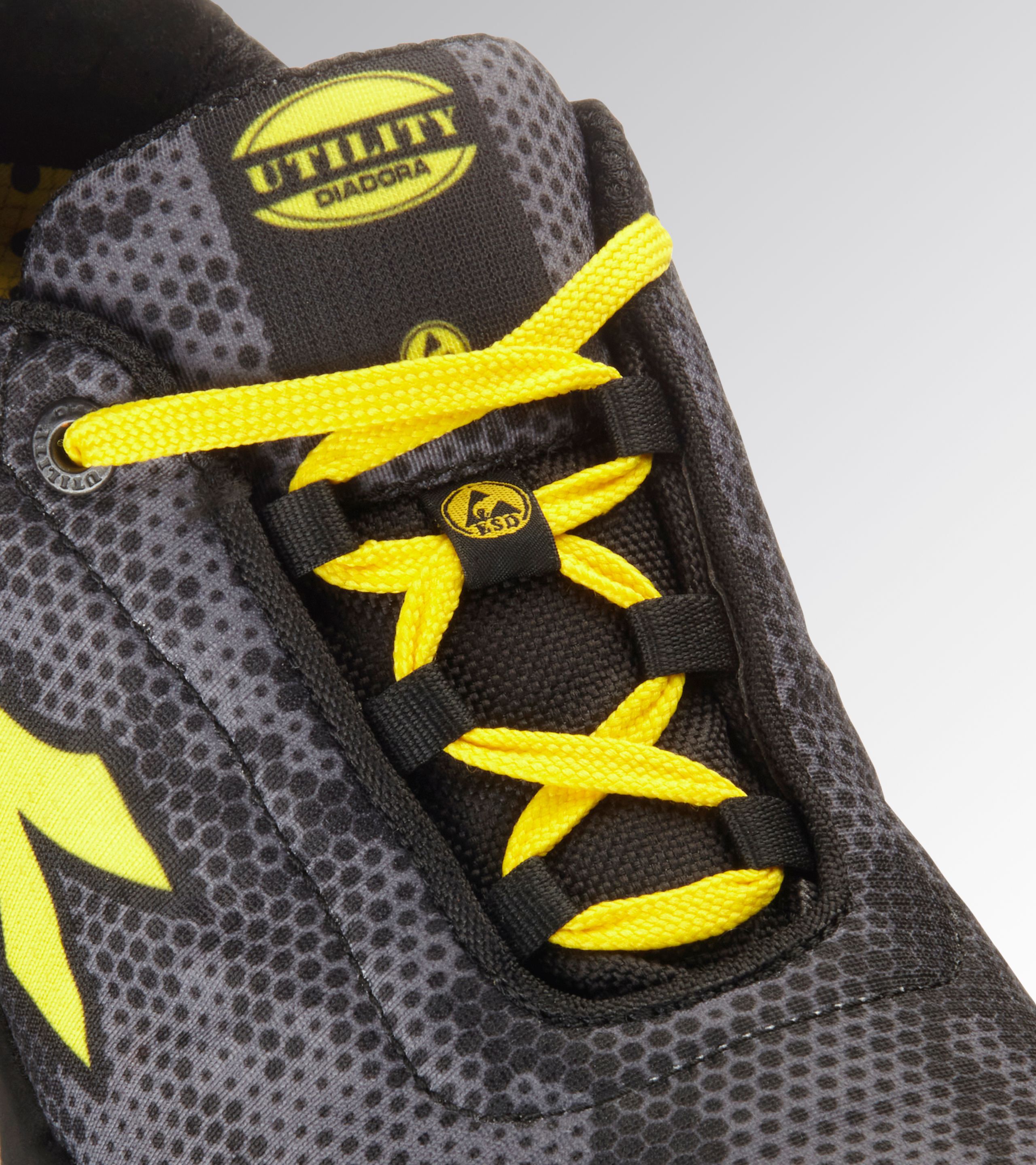 Diadora beat textile shop