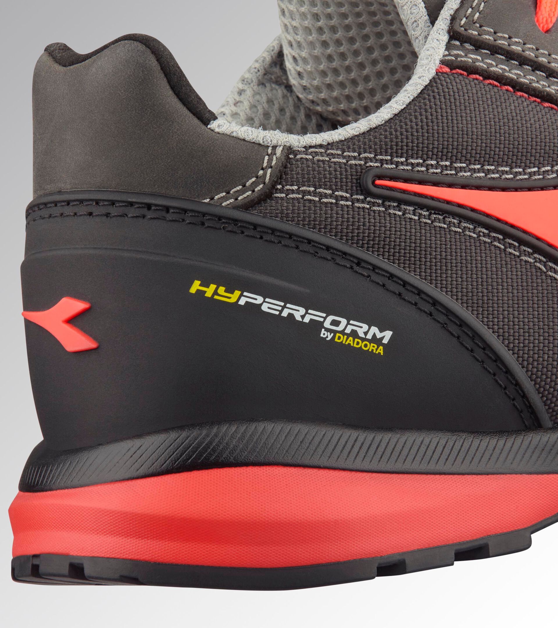 Chaussures de s&eacute;curit&eacute; basses S3S GLOVE HYPERFORM LOW S3S FO HRO SR ESD GRIS ACIER - Utility