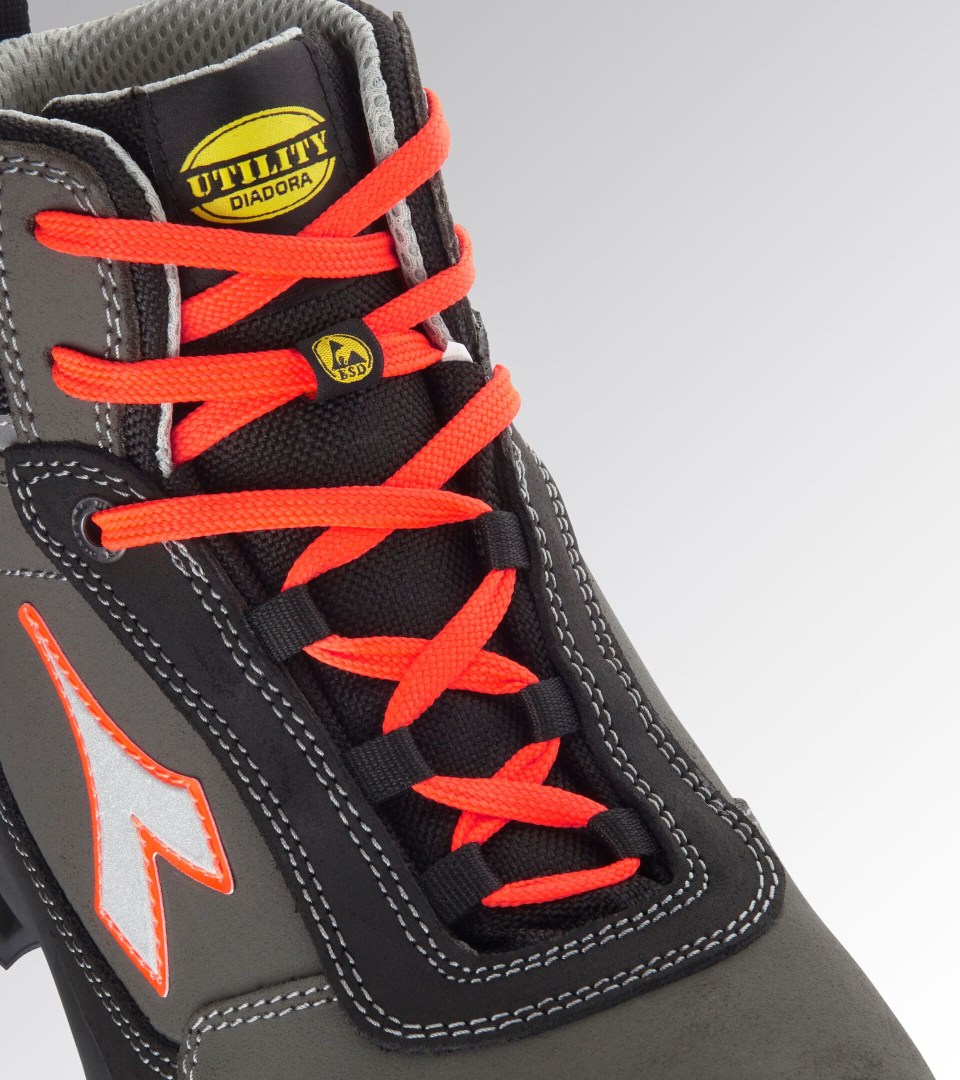 High safety shoe SHARK STABLE IMPACT LEATHER MID S3S FO SR SC ESD BLACK/RED FLUO - Utility