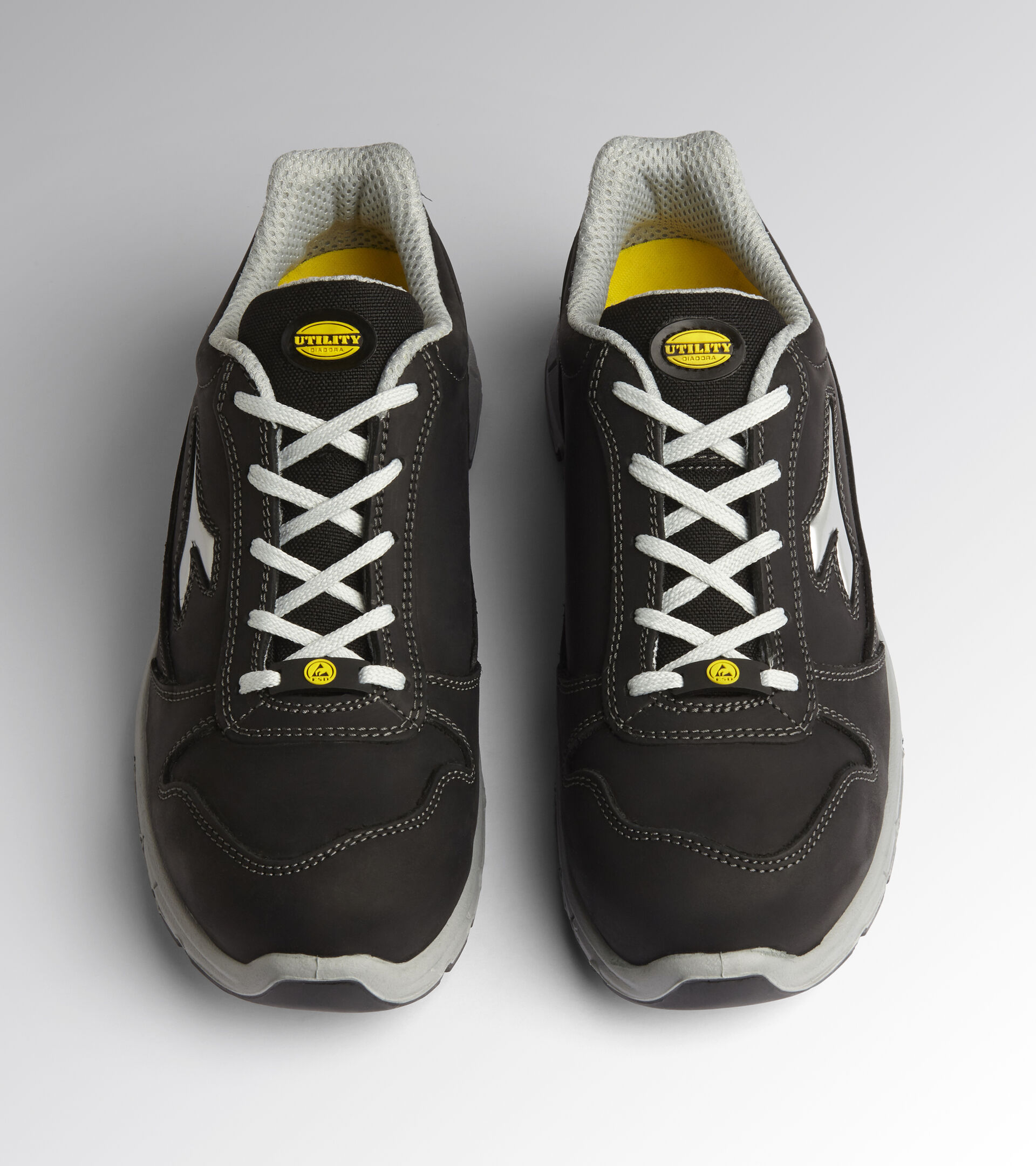 RUN LOW S3 SRC ESD, BLACK, hi-res