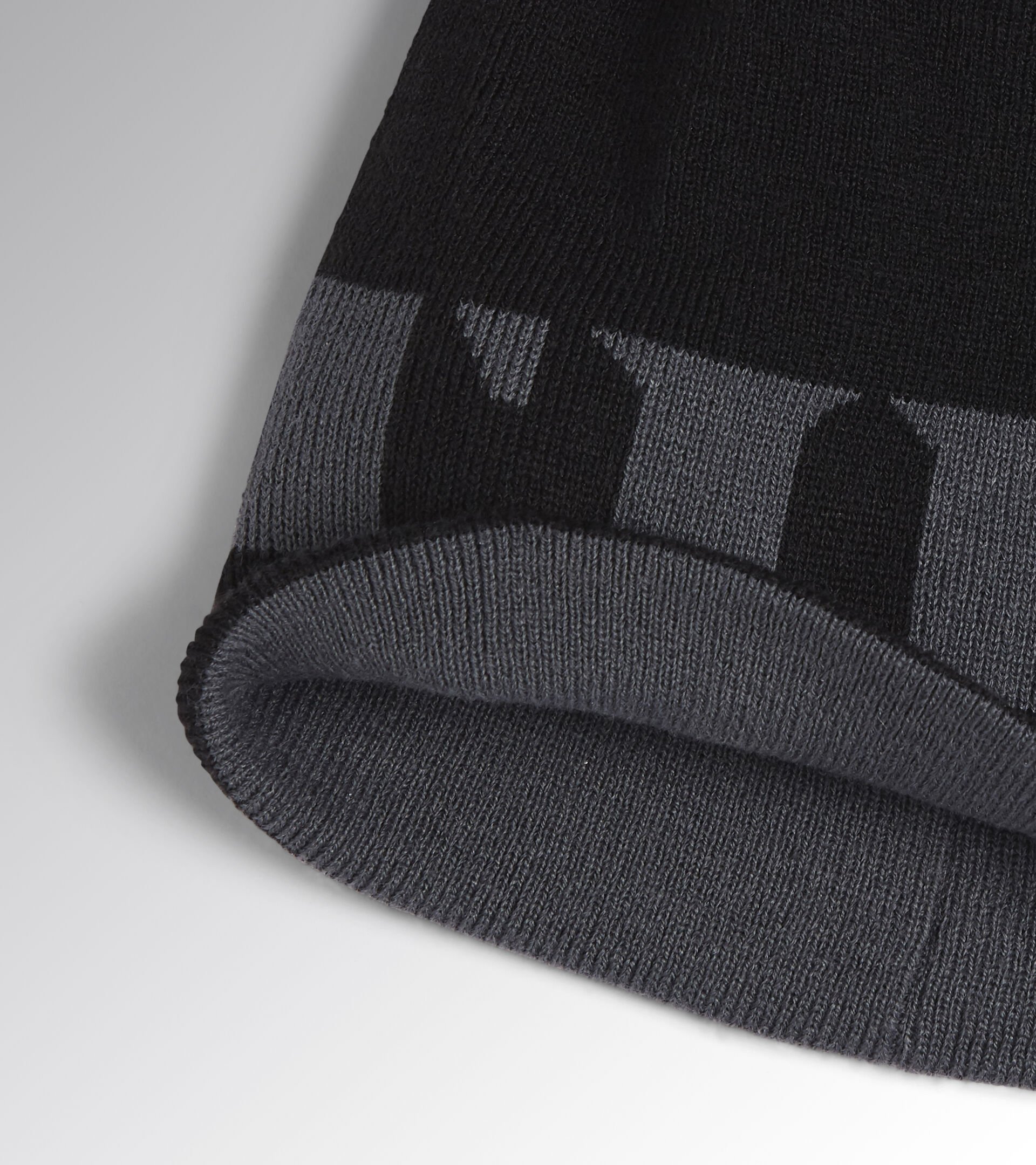 Acrylic double sided beanie WOOL CAP GRAPHIC BLACK - Utility