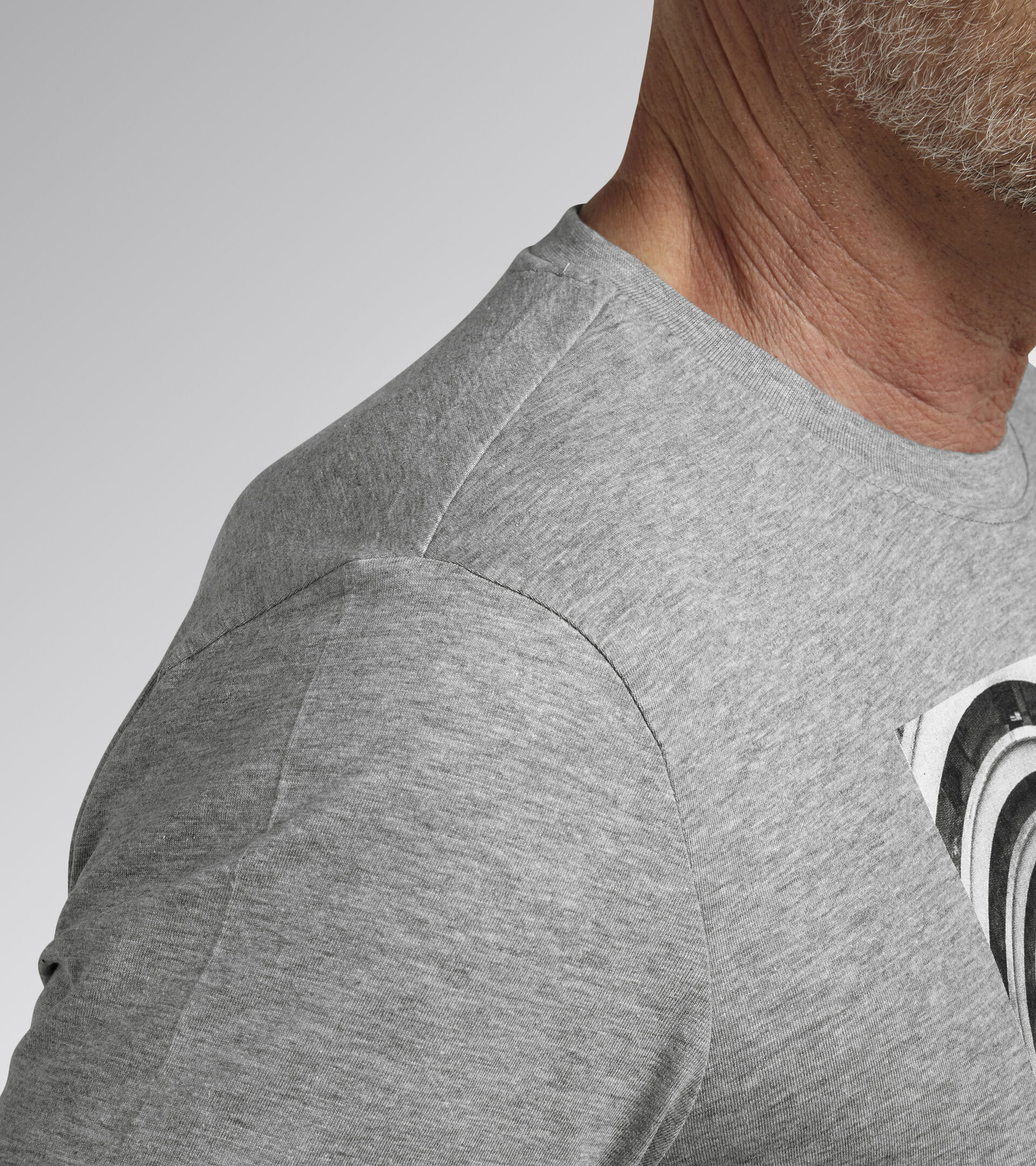 T-SHIRT GRAPHIC ORGANIC, LIGHT MIDDLE GREY MELANGE, hi-res