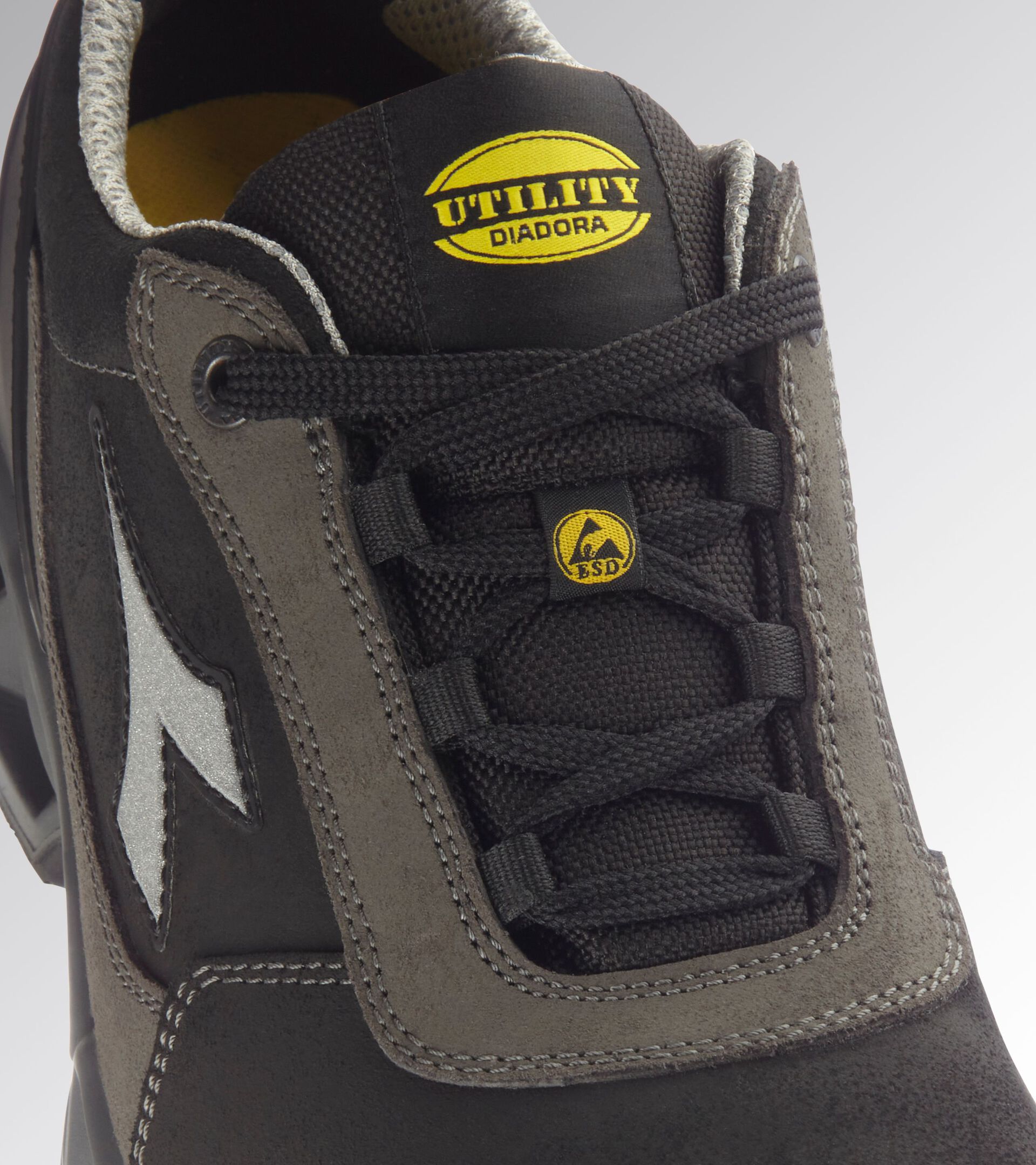 Low safety shoe SHARK STABLE IMPACT LEATHER LOW S3 SRC ESD BLACK/SHADOW - Utility