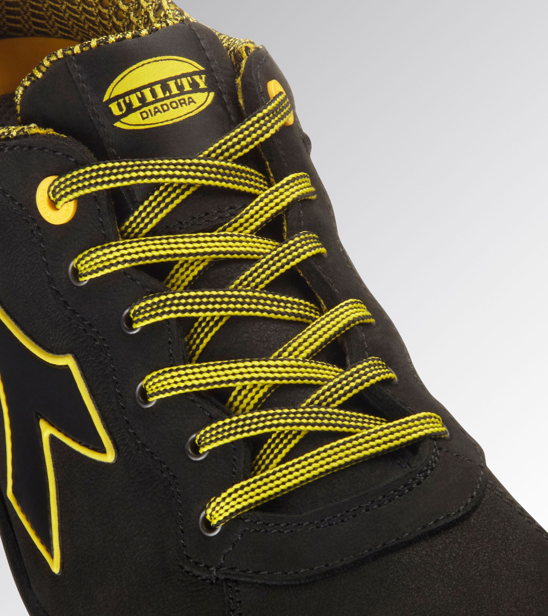 Low safety shoe BEAT DA2 LOW S3S FO HRO SR BLACK - Utility
