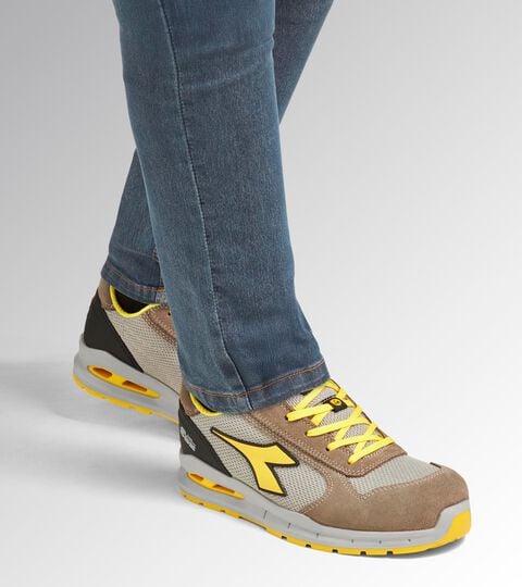 Chaussures de s&eacute;curit&eacute; basses S1PS RUN A.BOX LOW S1PS FO SR ESD CARILLON SUSPENDU/GRIS VIOLET - Utility