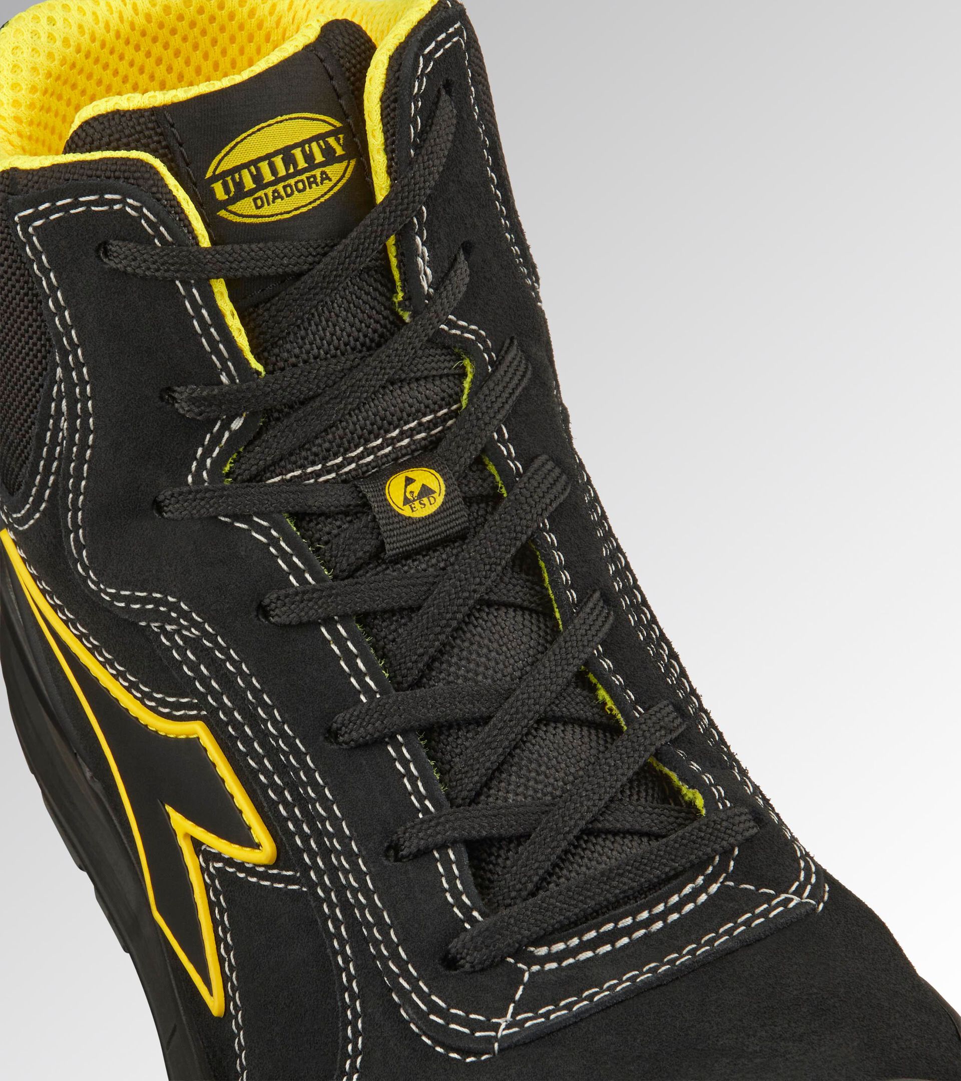 Chaussures de s&eacute;curit&eacute; semi-montantes S3S RUN A.BOX MASTER LOW S3S FO SR SC ESD NOIR/NOIR - Utility