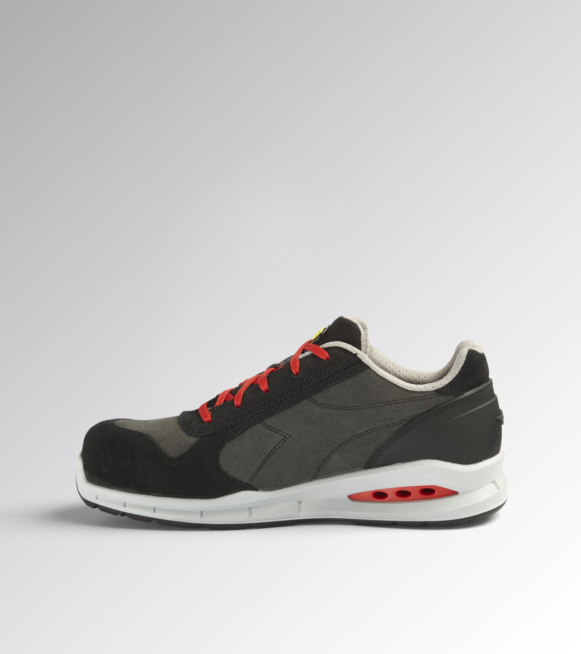 Chaussure de securité basses RUN NET AIRBOX LOW S3 SRC GRIS ASPHALTE/ARGENT/ROUGE - Utility