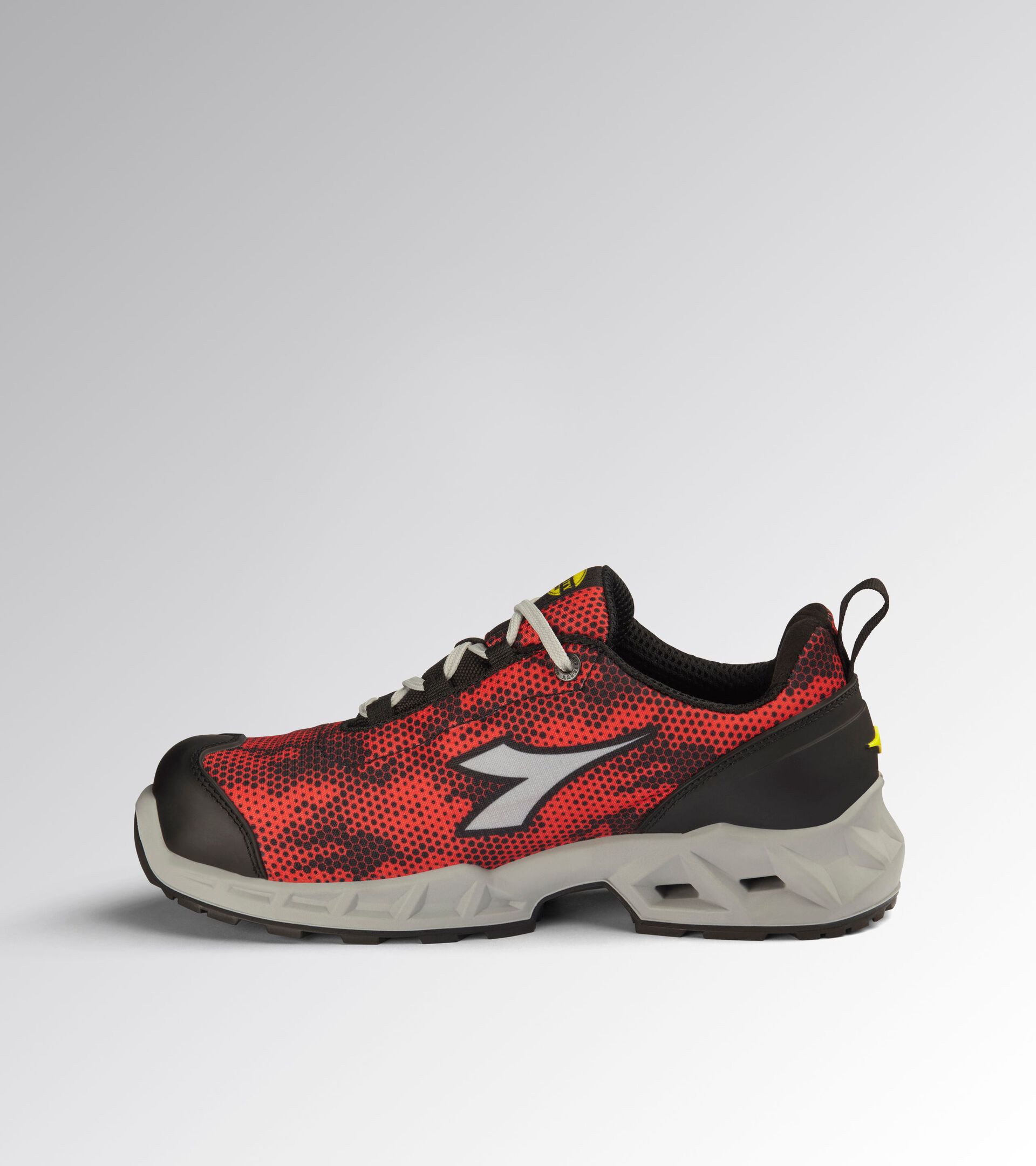 Low safety shoe SHARK STABLE IMPACT LOW S1PS FO SR SC ESD BLACK/RED - Utility