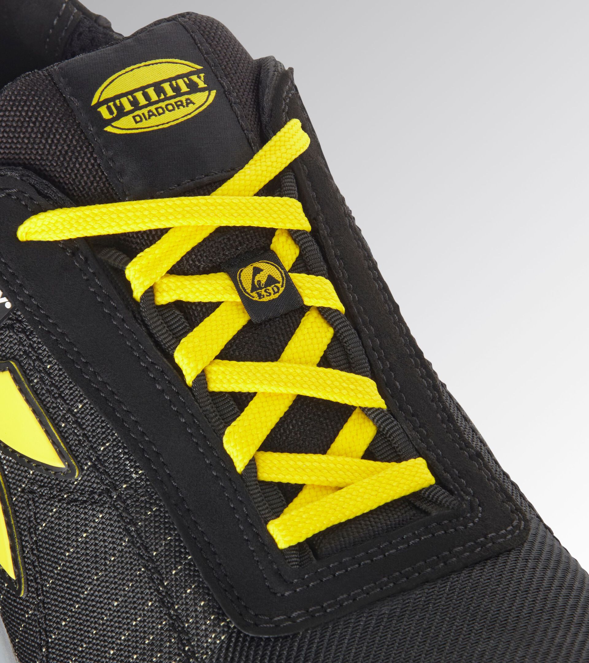 Low safety shoe GLOVE MDS MATRYX LOW S1PS HRO FO SR SC ESD BLACK/YELLOW - Utility