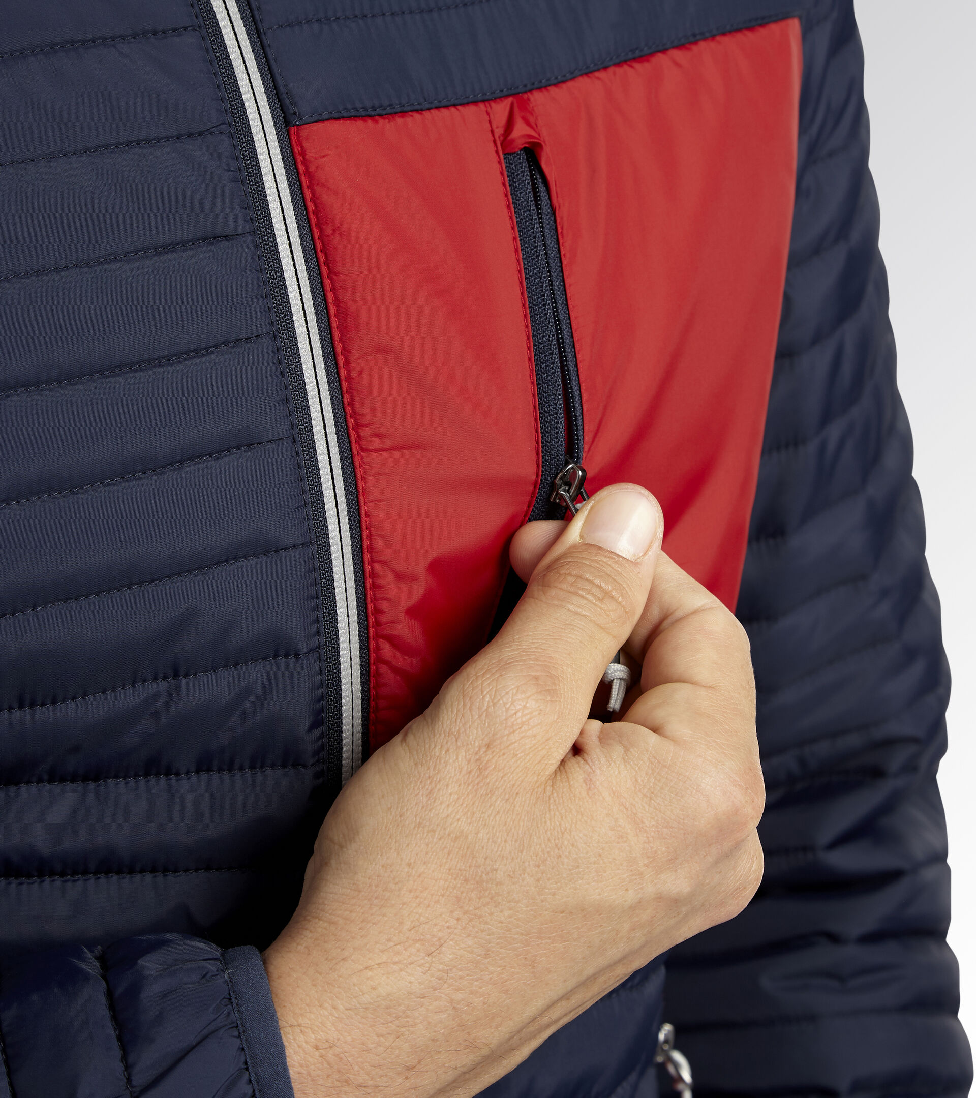 LIGHT JACKET COLOR BLOCK, SAMBA/DARK SAPPHIRE, hi-res