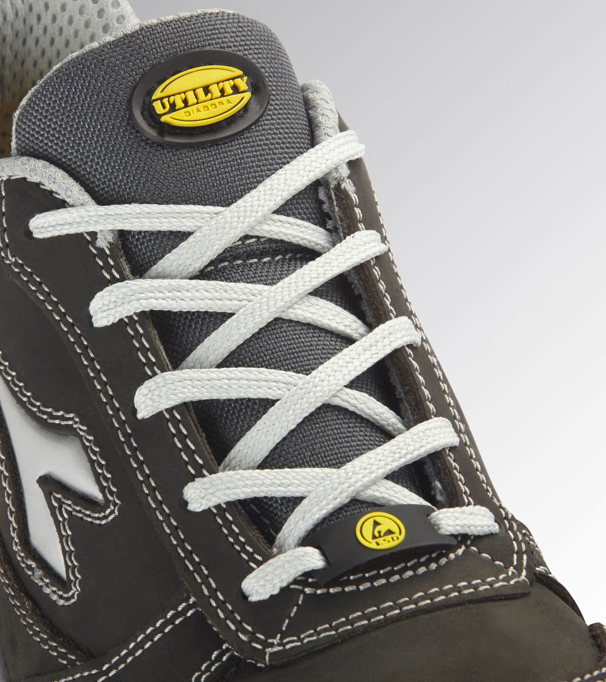 Diadora castle rock online