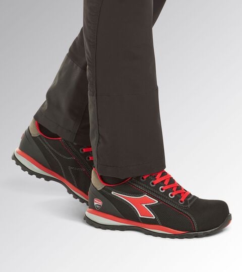 Low safety shoe GLOVE MONSTER LOW S1PS FO HRO BLACK/RED - Utility