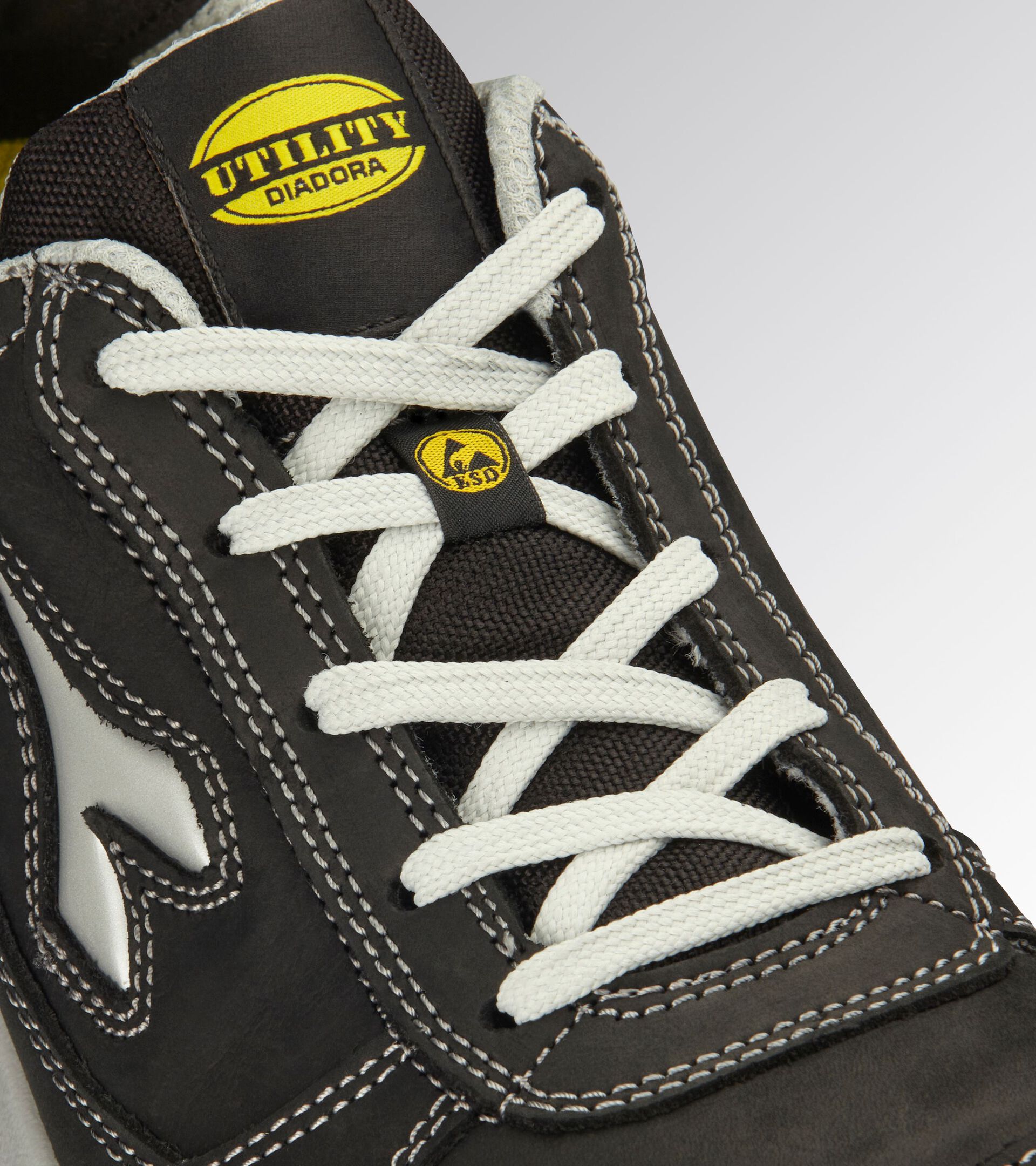 Low-cut safety shoes RUN LOW S3S FO SR ESD BLACK - Utility