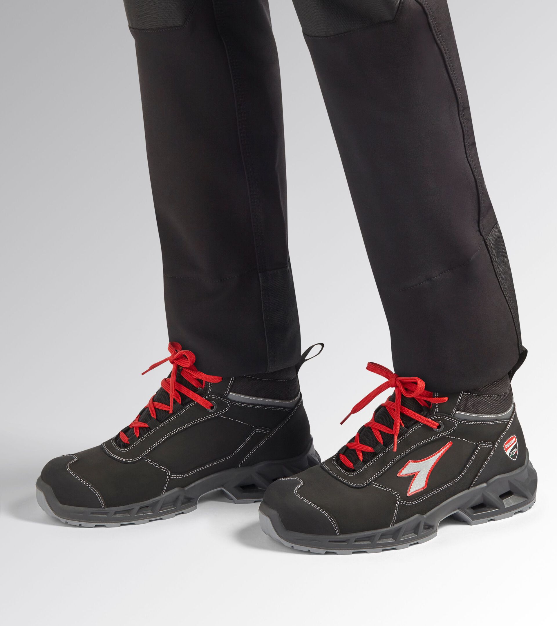 High safety shoe - Diadora Utility x Ducati Corse SHARK ENGINE MID S3S FO SR ESD BLACK/RED - Utility