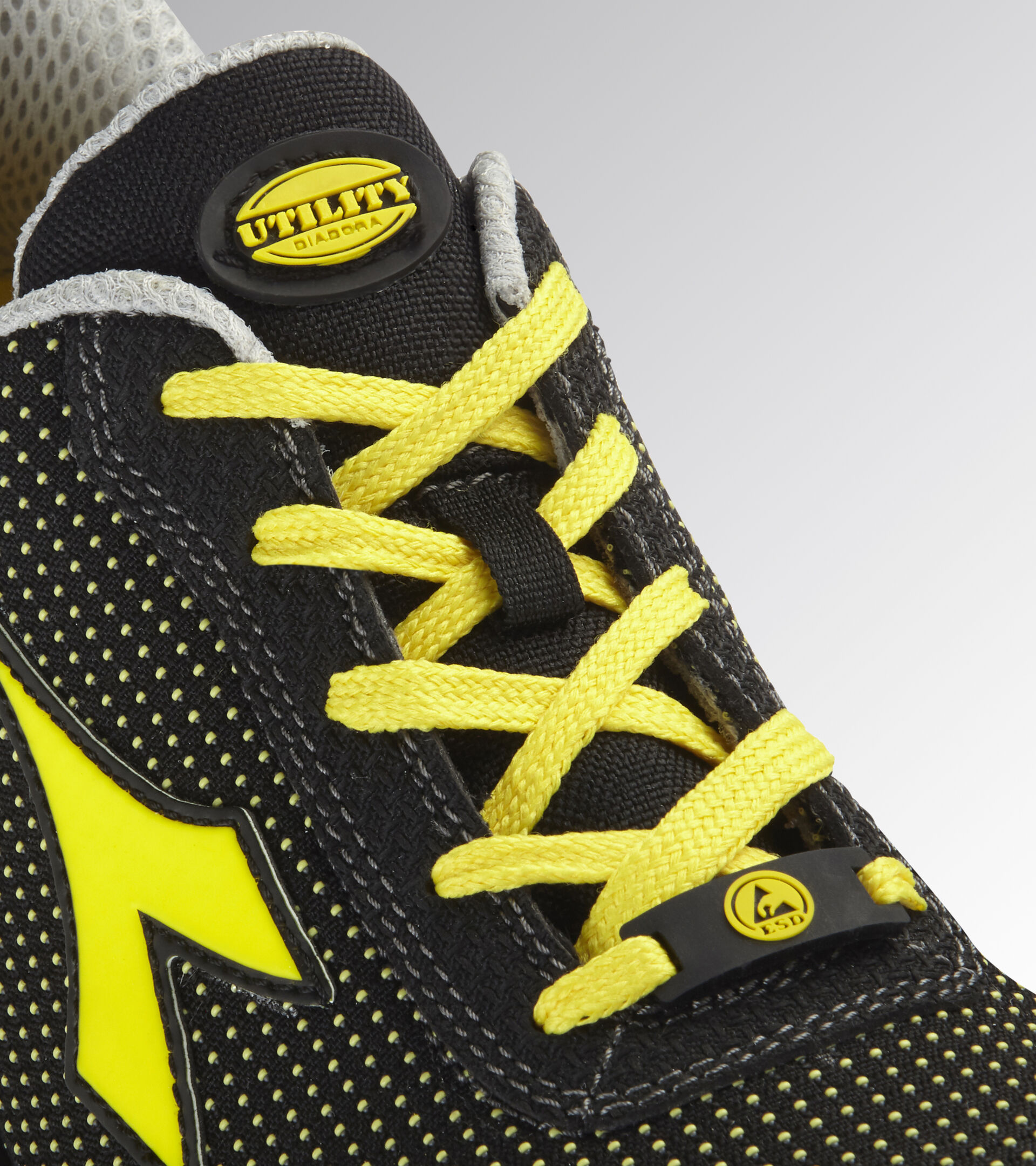 Low safety shoe RUN ATOM LOW S3 SRC ESD BLACK /YELLOW CROMS - Utility