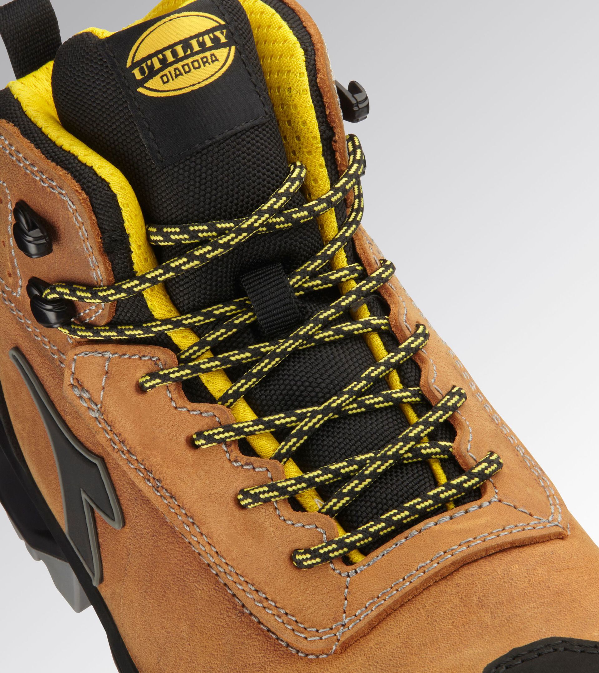 High safety shoe CLASSIC MID S3S FO SC LG SR DARK BROWN (30050) - Utility