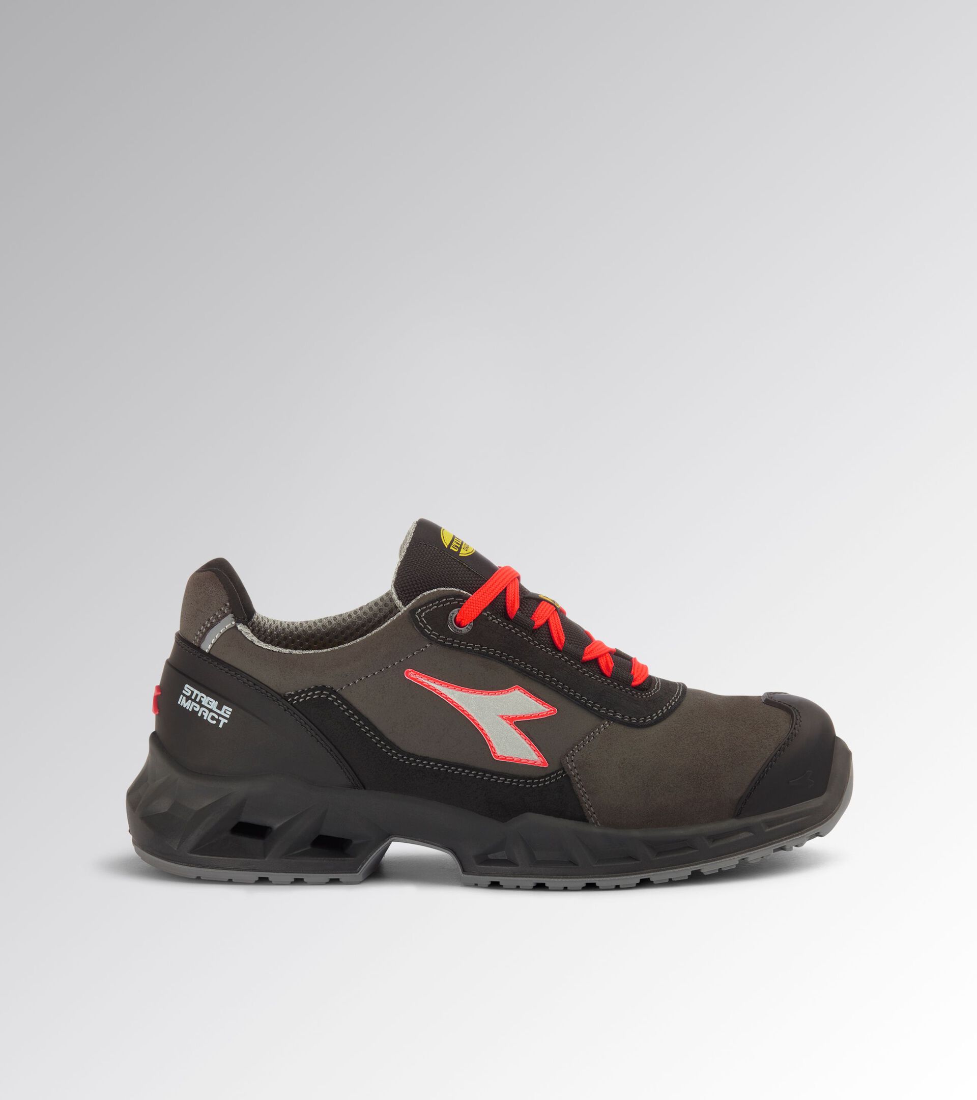 Scarpa antinfortunistica bassa SHARK STAB IMP LEAT LOW S3 SRC ESD NERO/ROSSO FLUO - Utility