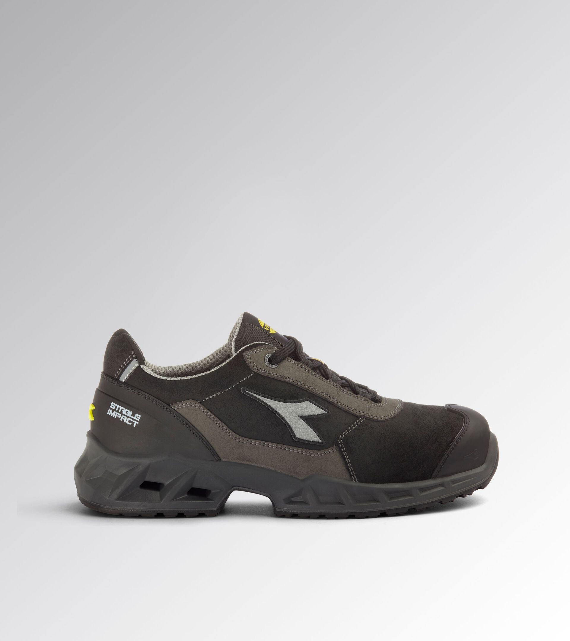 Scarpa antinfortunistica bassa SHARK STAB IMP LEAT LOW S3 SRC ESD NERO/OMBRA - Utility