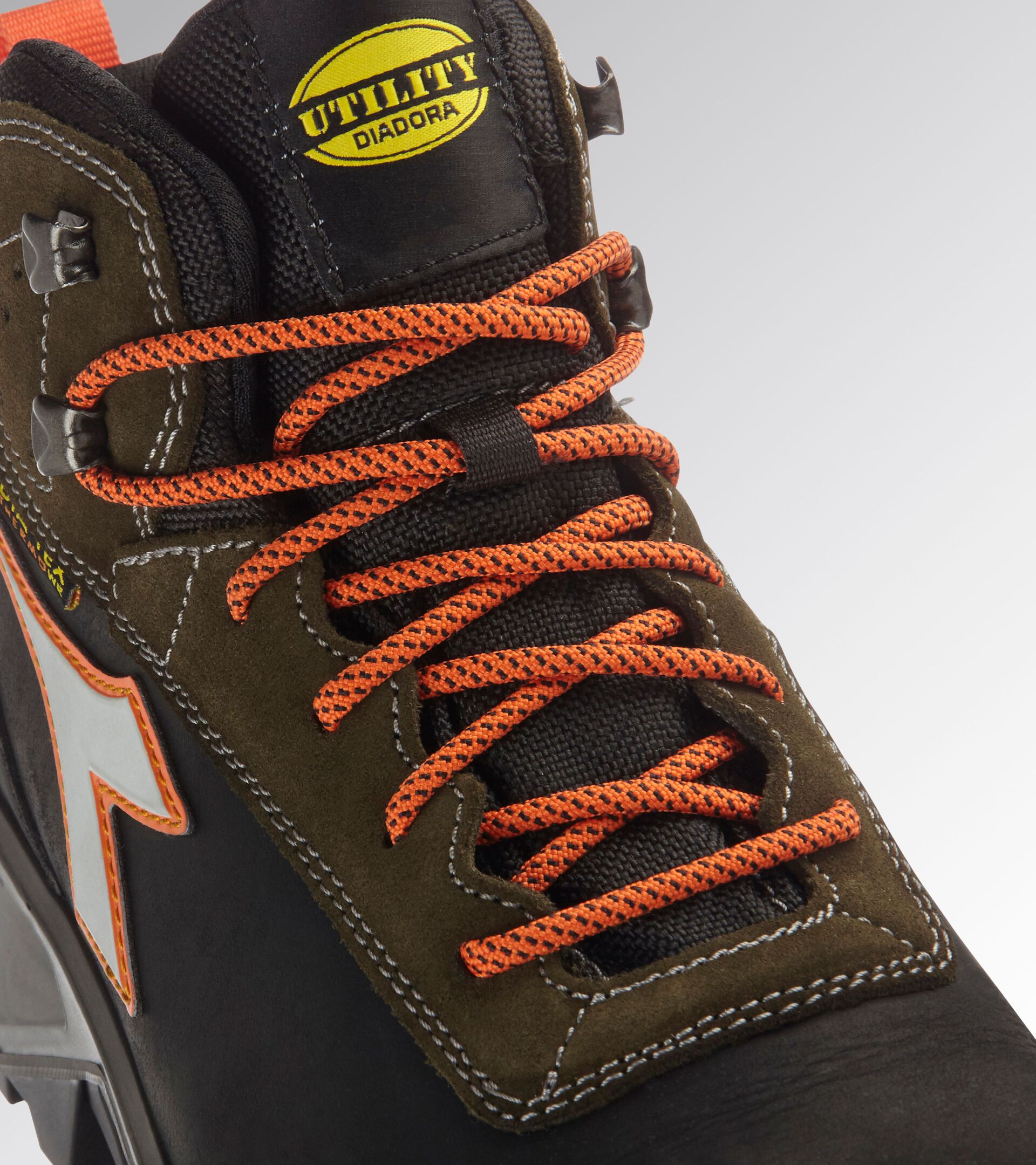 Water-repellent mid-cut S3S safety shoes SPORT DIATEX MID S7S BLACK/GREEN RAGE - Utility