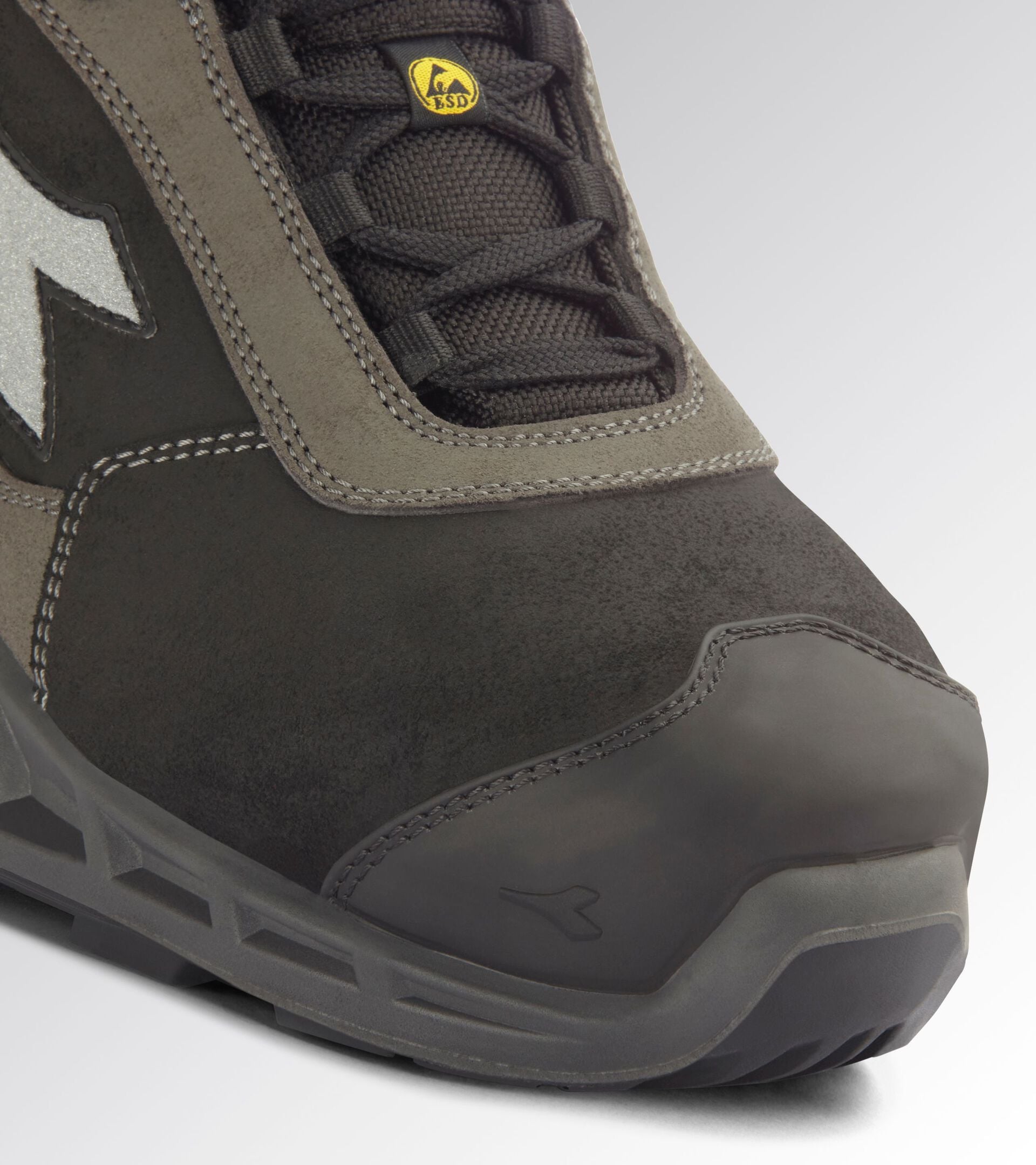 Calzado de seguridad bajo SHARK STABLE IMP LEAT LOW S3S NERO/OMBRA - Utility