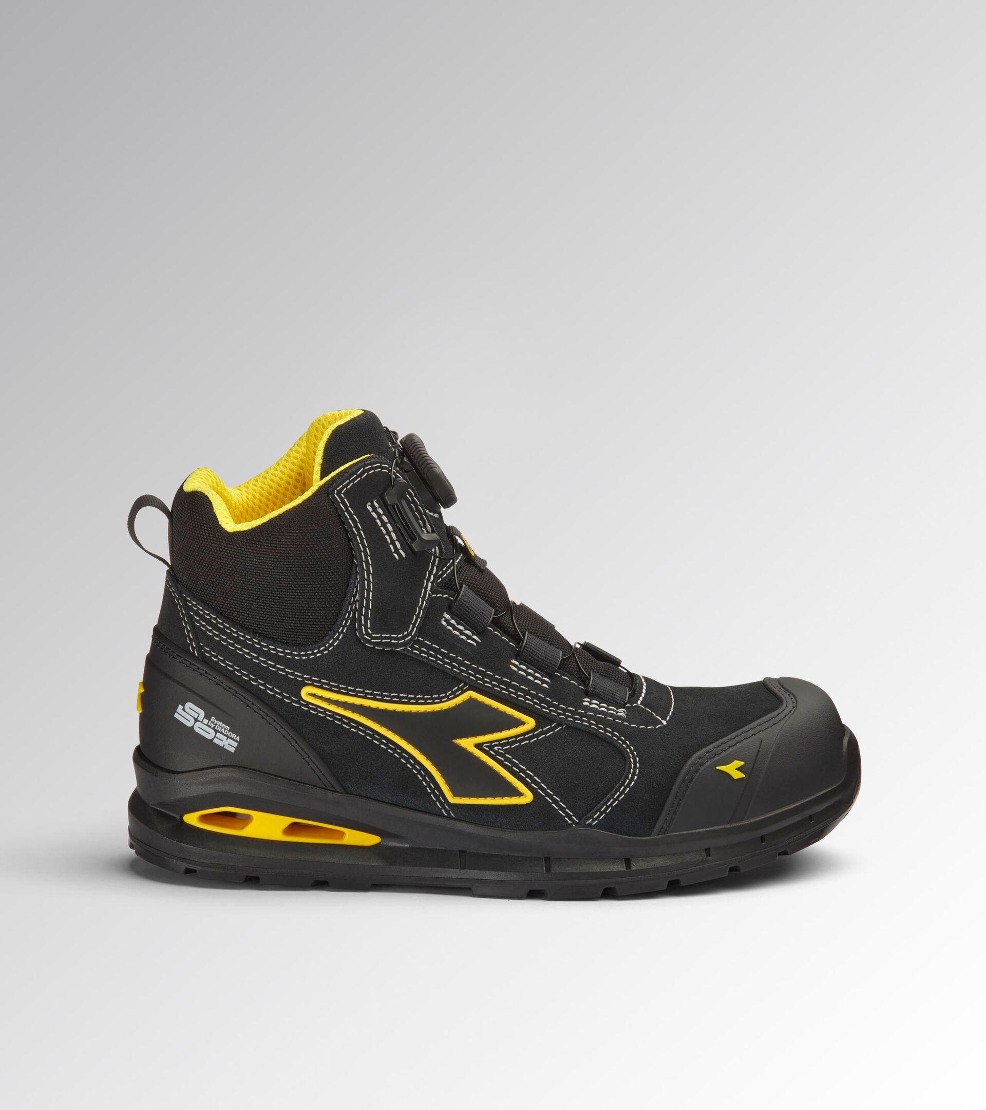 Chaussures de s&eacute;curit&eacute; semi-montantes avec BOA&reg; Fit System RUN A.BOX MASTER BOA MID S3S FO SR SC ESD NOIR/NOIR - Utility