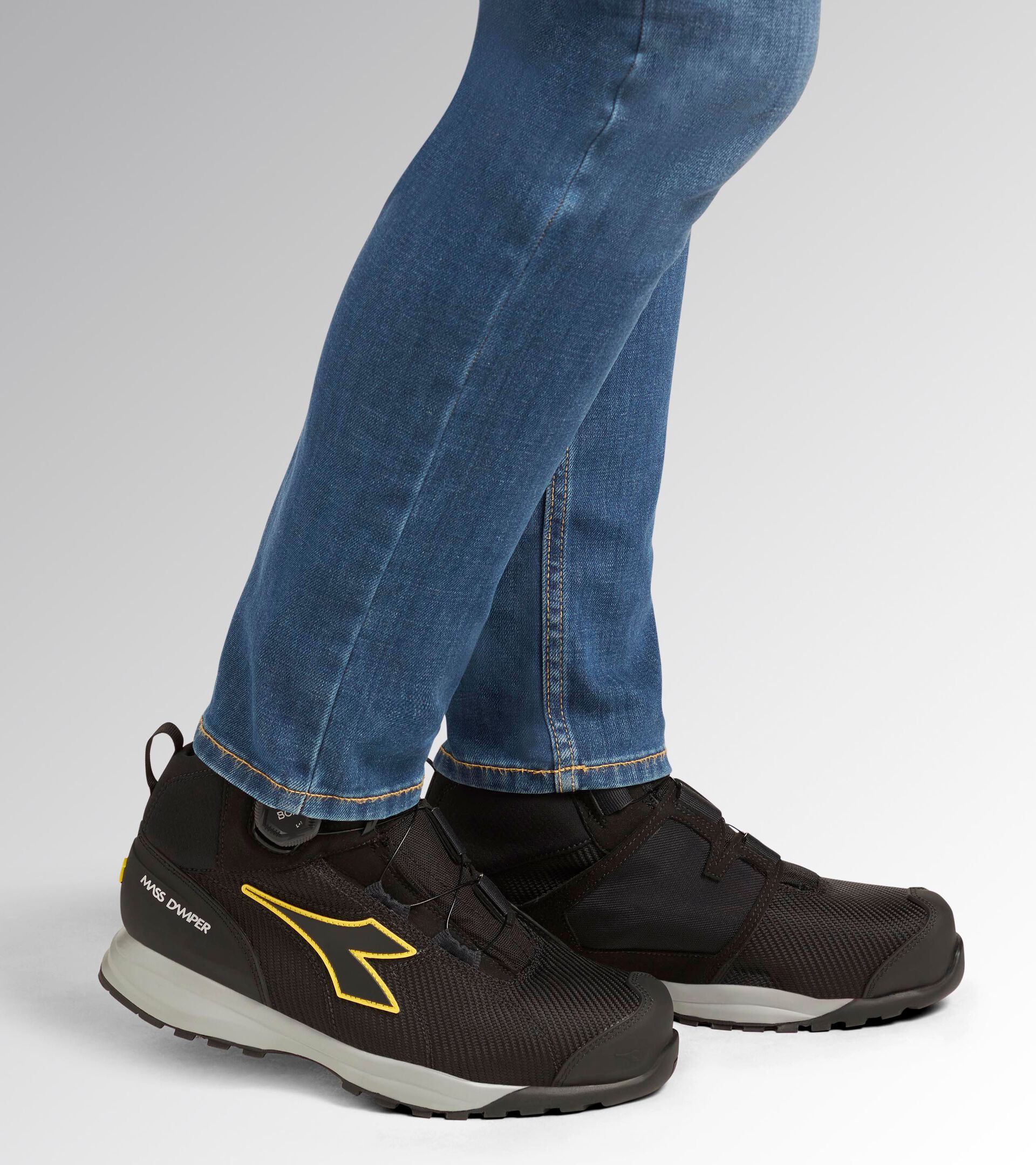 Mid-top safety shoe with BOA&reg; Fit System GLOVE MDS BOA MID S3S FO HRO SR SC ESD BLACK/BLACK - Utility