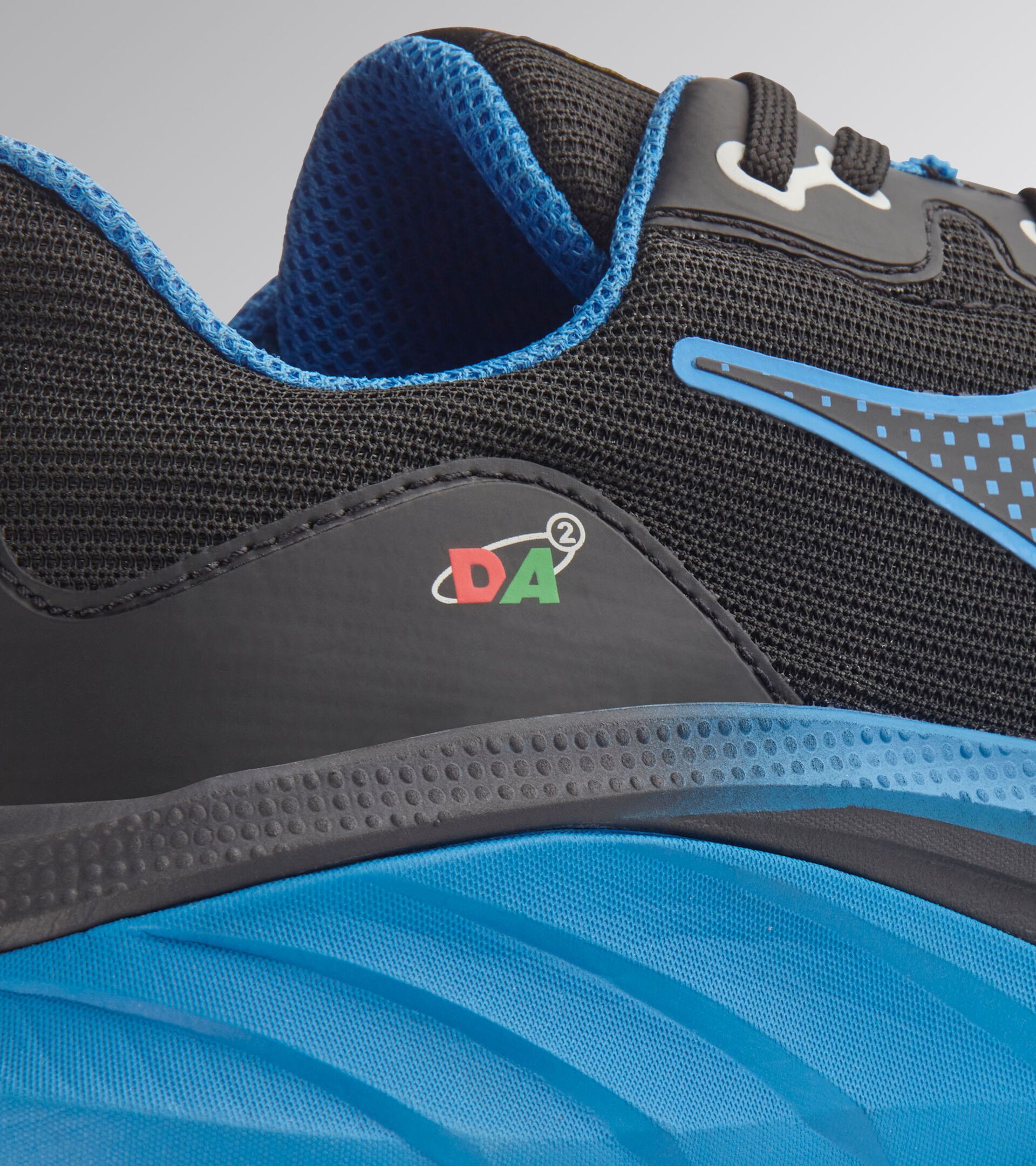 Low safety shoe VORTEX DA2 LOW S3S SC SR HRO ESD BLACK/IMPERIAL BLUE - Utility