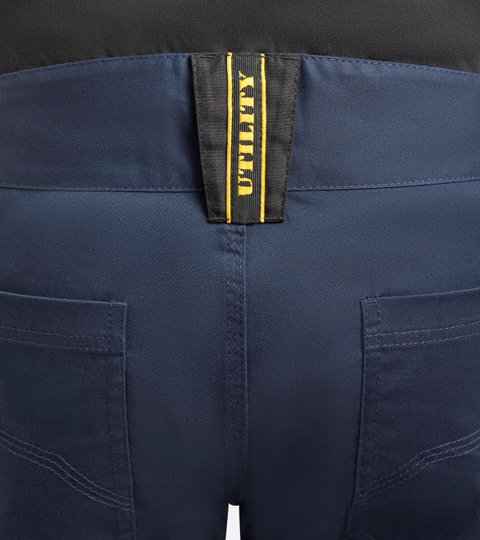 Bermudas de poli&eacute;ster y algod&oacute;n el&aacute;stico BERMUDA POLY 2.0 AZUL CHAQUETON - Utility