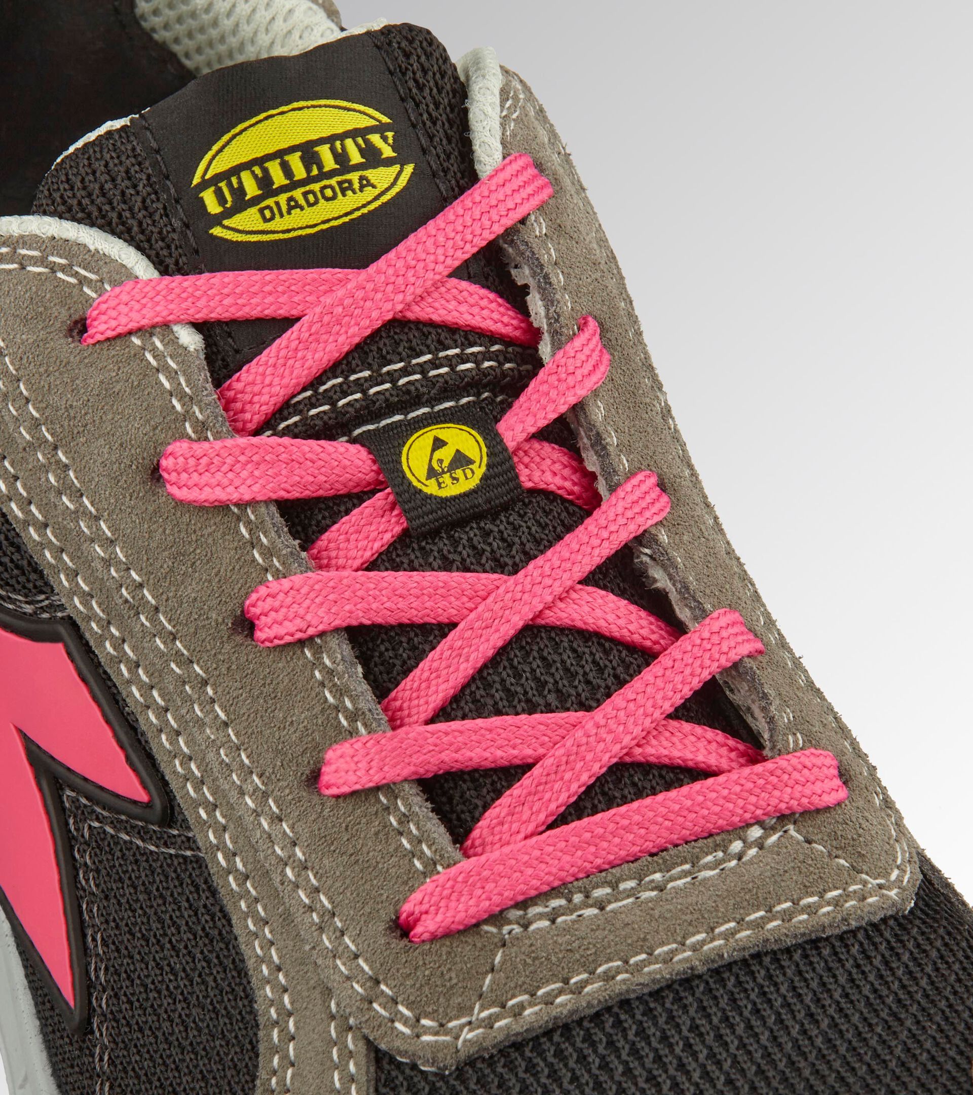 Low-top S1PS safety shoes RUN A.BOX LOW S1PS FO SR ESD SMOKE/BLACK - Utility