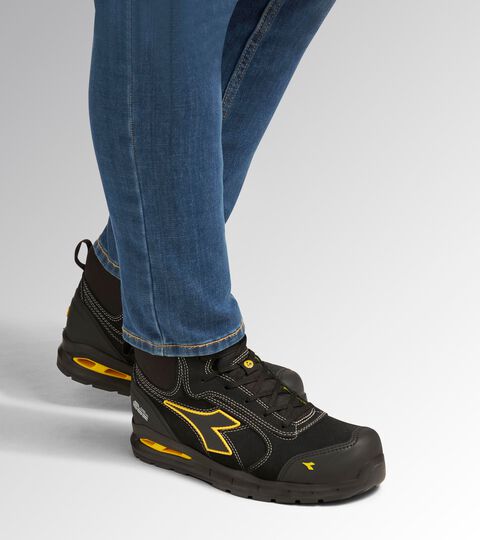 Mid-top S3S safety shoes RUN A.BOX MASTER LOW S3S FO SR SC ESD BLACK/BLACK - Utility