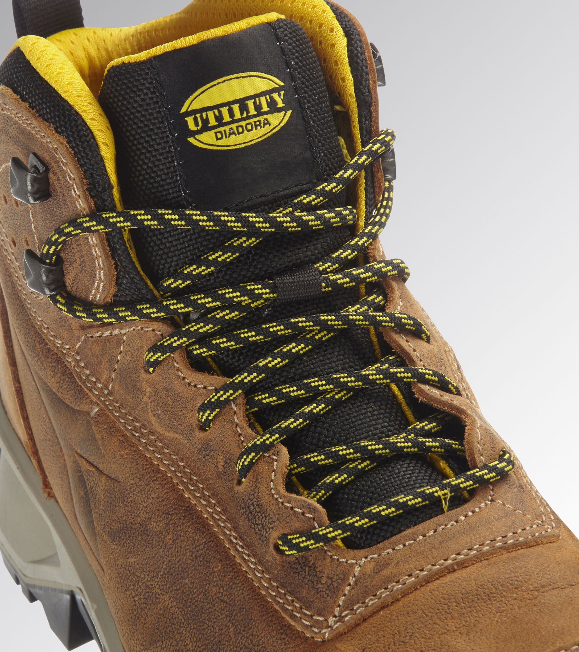 Scarpa antinfortunistica alta COUNTRY MID S3 SRC NOCE - Utility