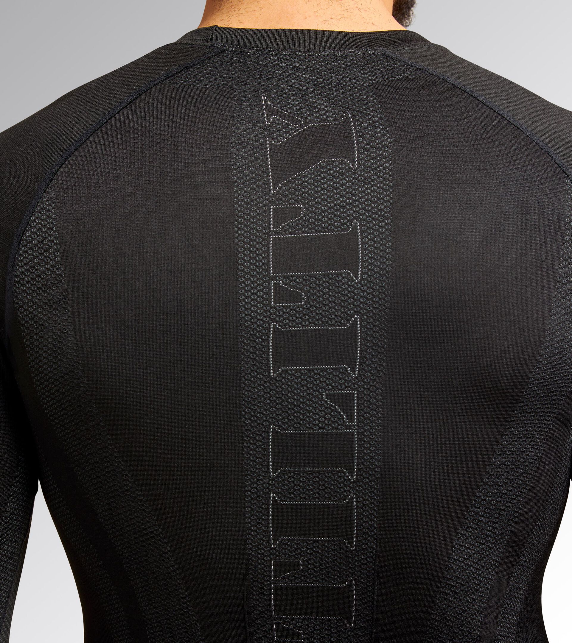 Underwear - Long-sleeved seamless top TOP SEAMLESS EVO BLACK - Utility