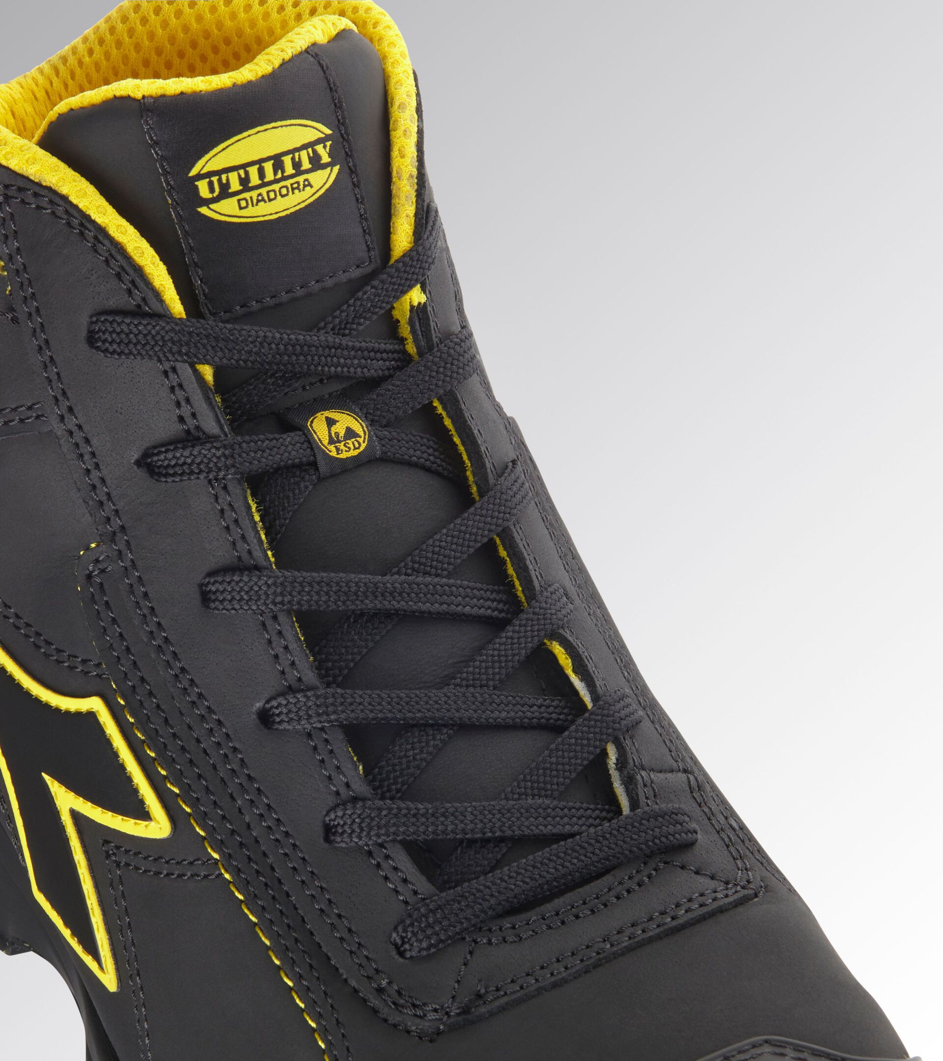 High safety shoe GLOVE MDS MASTER MID S3S FO HRO SR SC ESD BLACK - Utility
