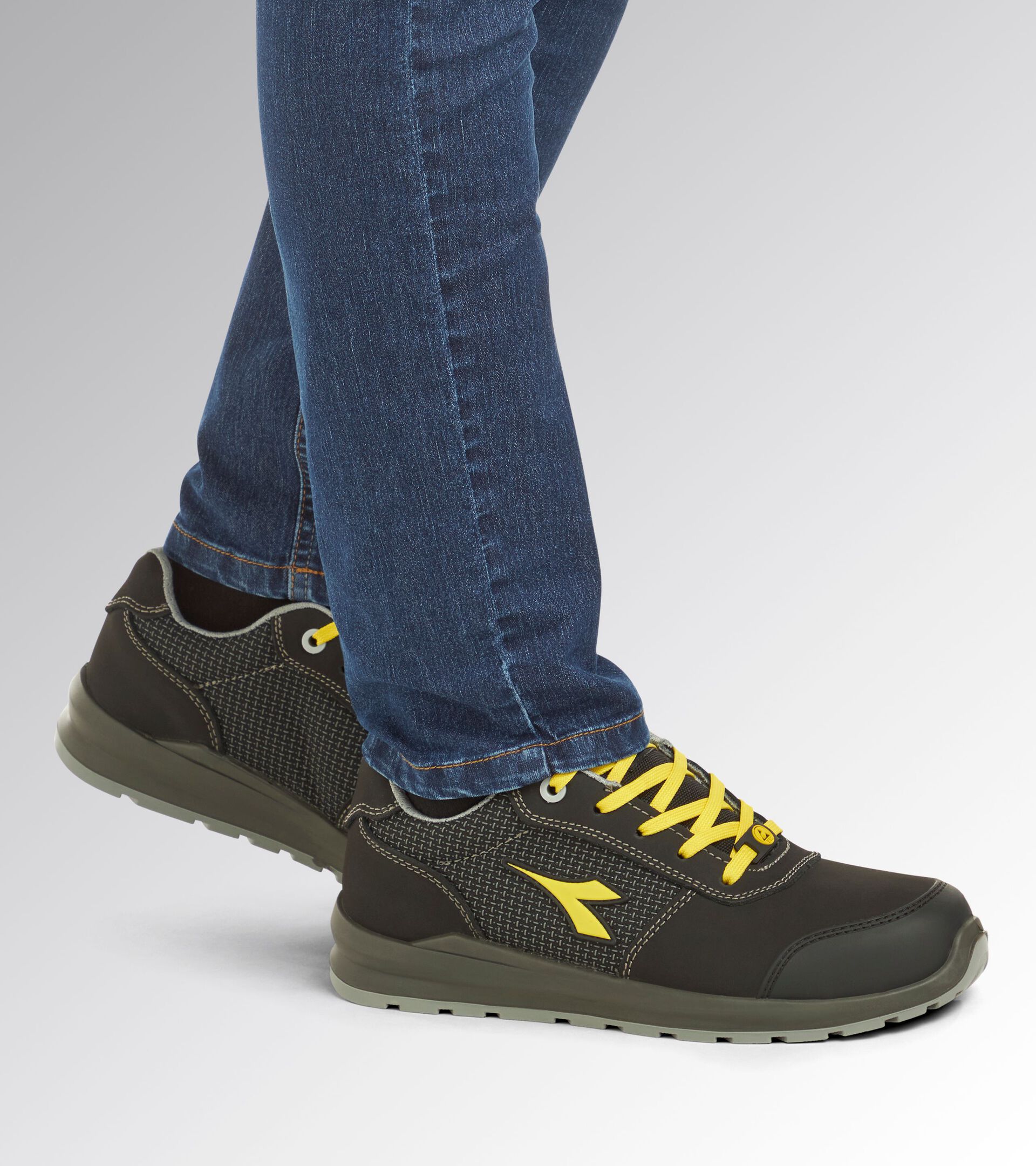 Low safety shoe SPEEDY LOW S3S FO SR SC ESD MF BLACK - Utility