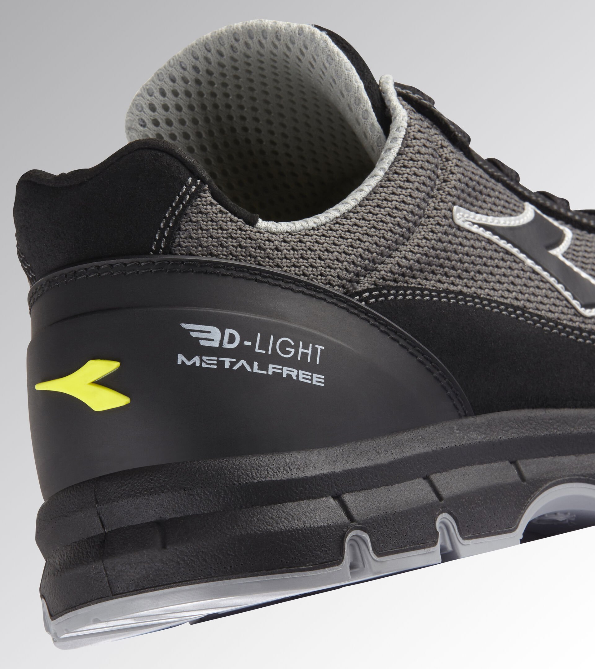 Low safety shoe RUN TEXT LOW MET FREE S1PL FO SR ESD BLACK /CHARCOAL GRAY - Utility