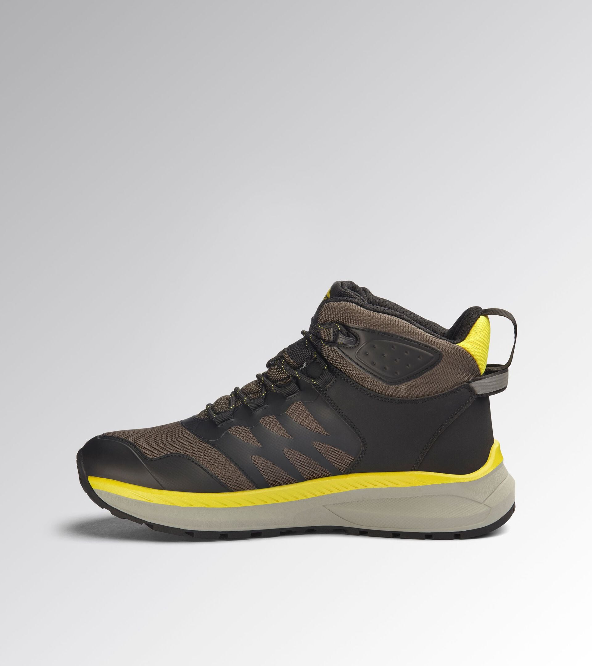 Water-repellent mid-top work shoes FREEDOM MID O6 BROWN GRAY/YELLOW UTILITY - Utility