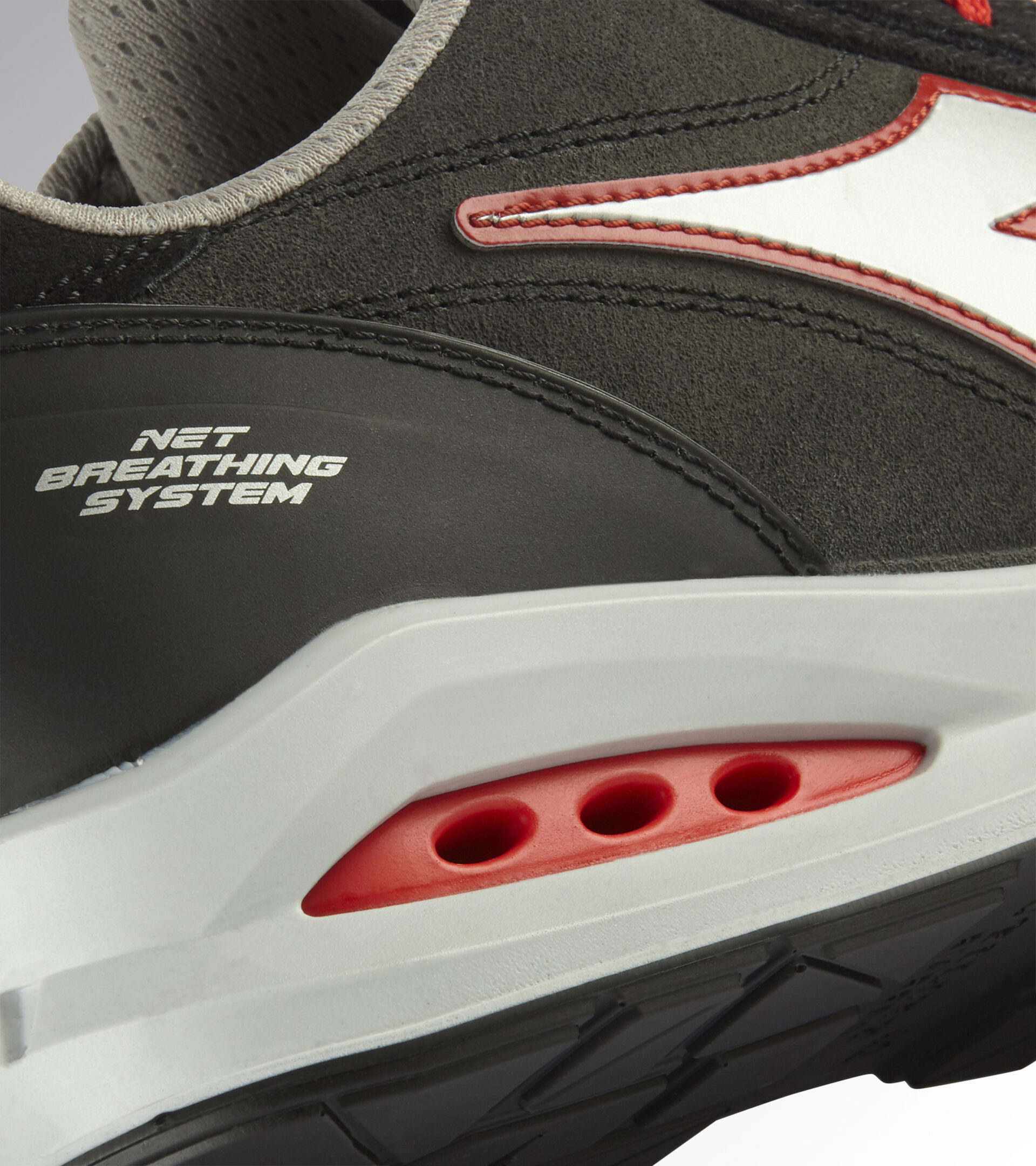 Chaussure de securité basses RUN NET AIRBOX LOW S3 SRC GRIS ASPHALTE/ARGENT/ROUGE - Utility