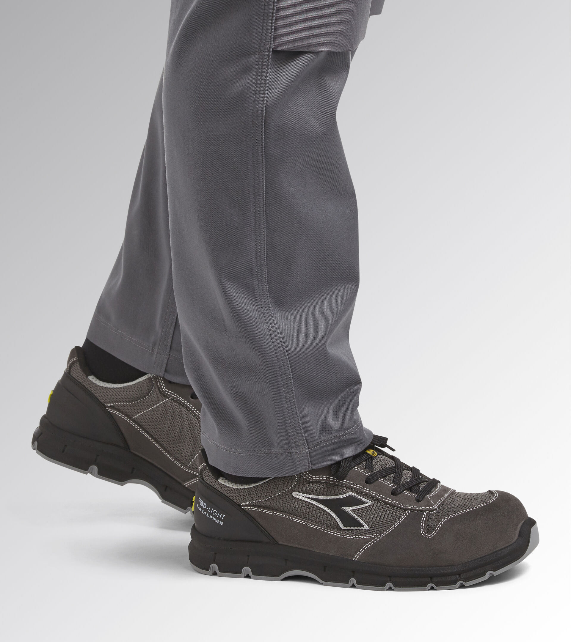 Low safety shoe RUN TEXT LOW MET FREE S1PL FO SR ESD STEEL GRAY/ANTHRACITE - Utility