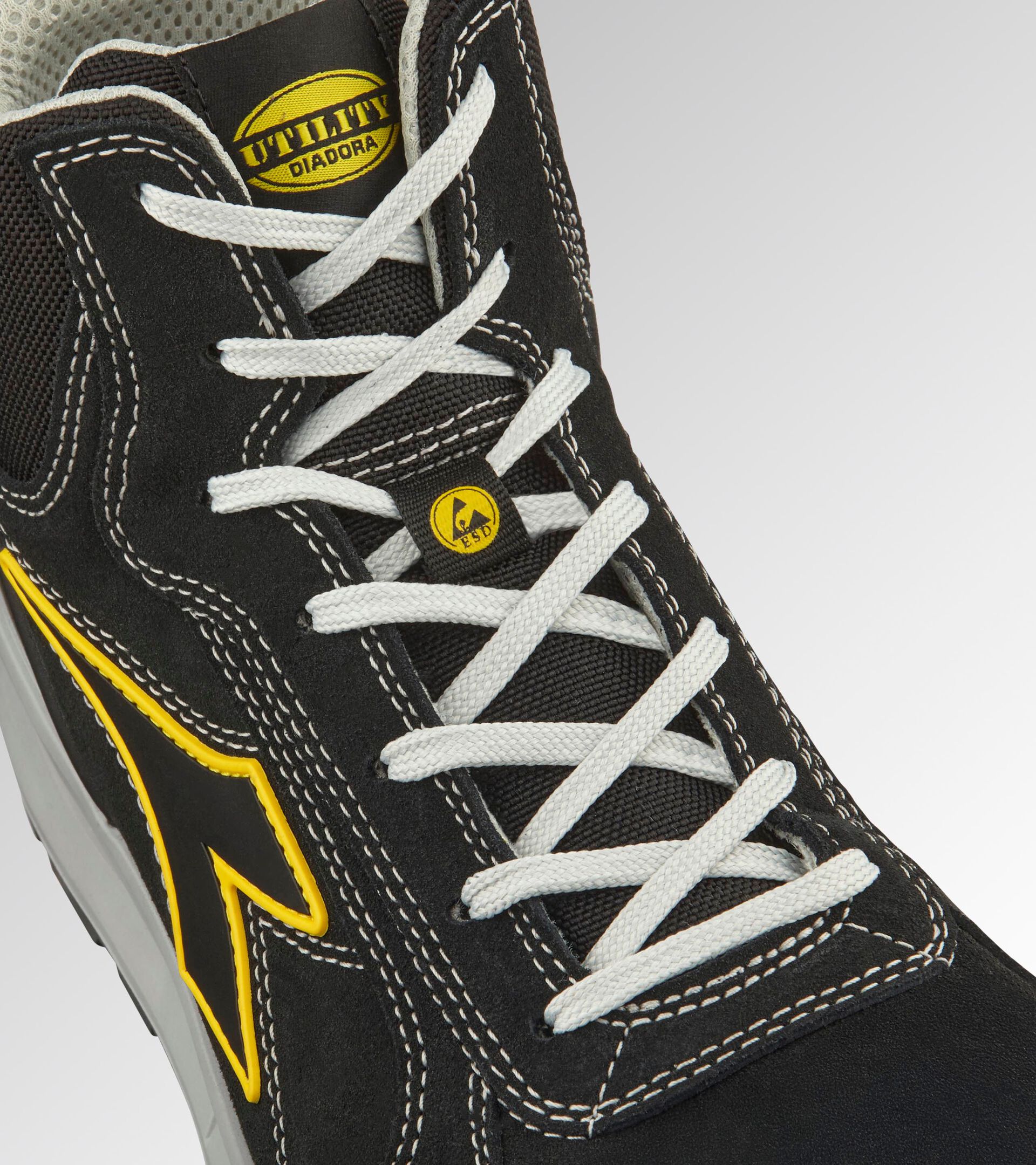 Mid-top S3S safety shoes RUN A.BOX MID S3S FO SR ESD BLACK/BLACK - Utility