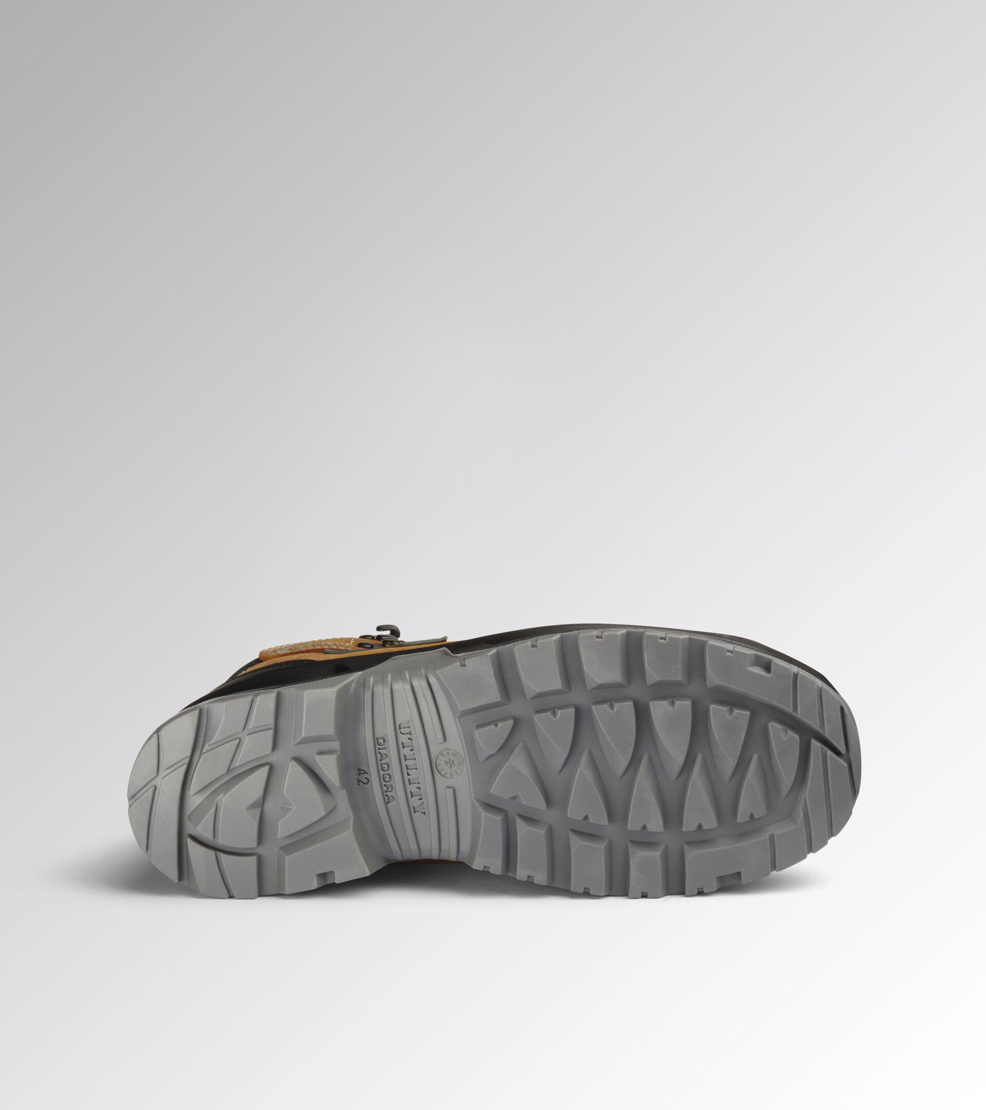 High safety shoe CLASSIC MID S3S FO SC LG SR DARK BROWN (30050) - Utility