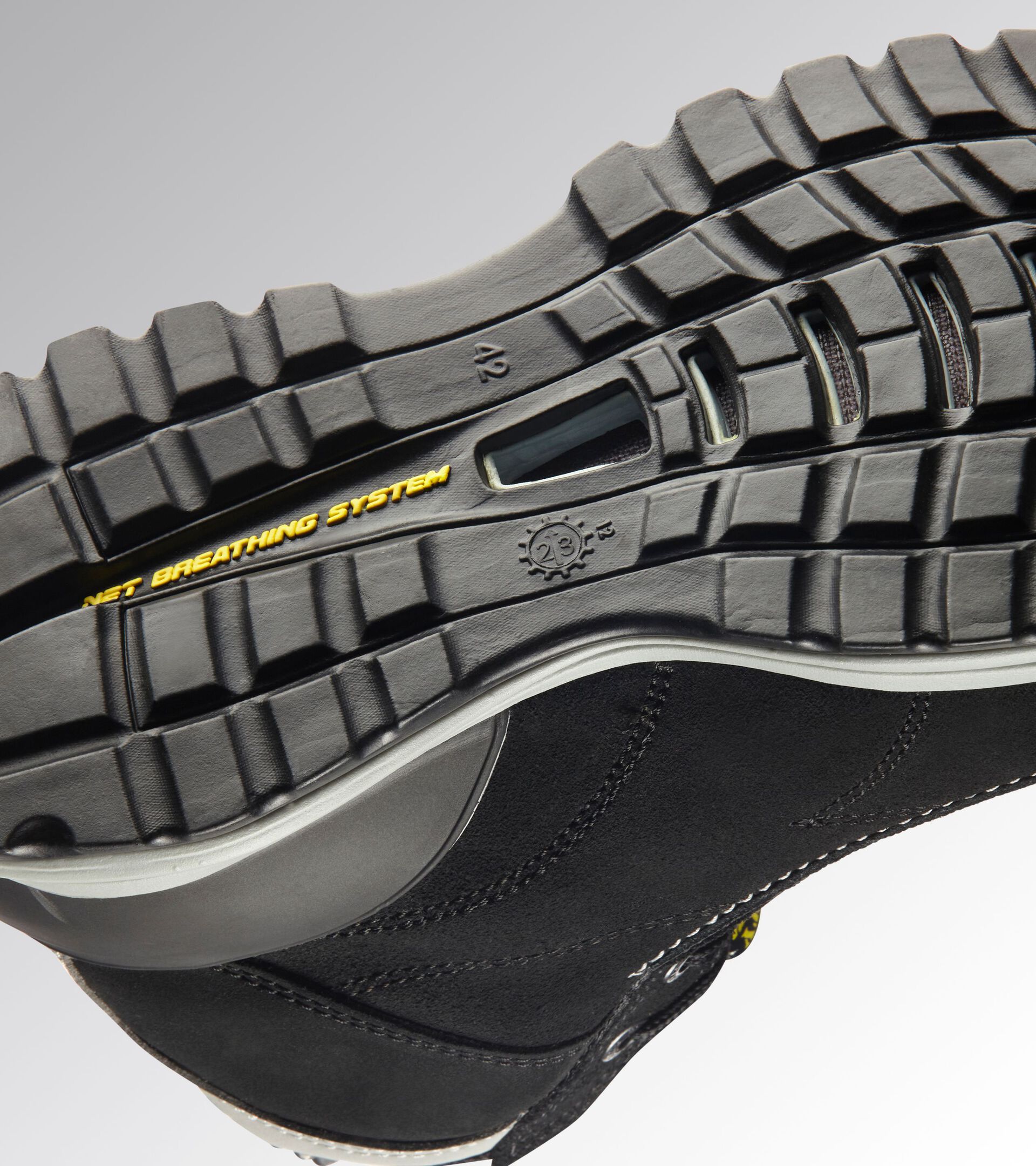 High safety shoe GLOVE NET MID PRO S3L FO SR HRO ESD BLACK - Utility