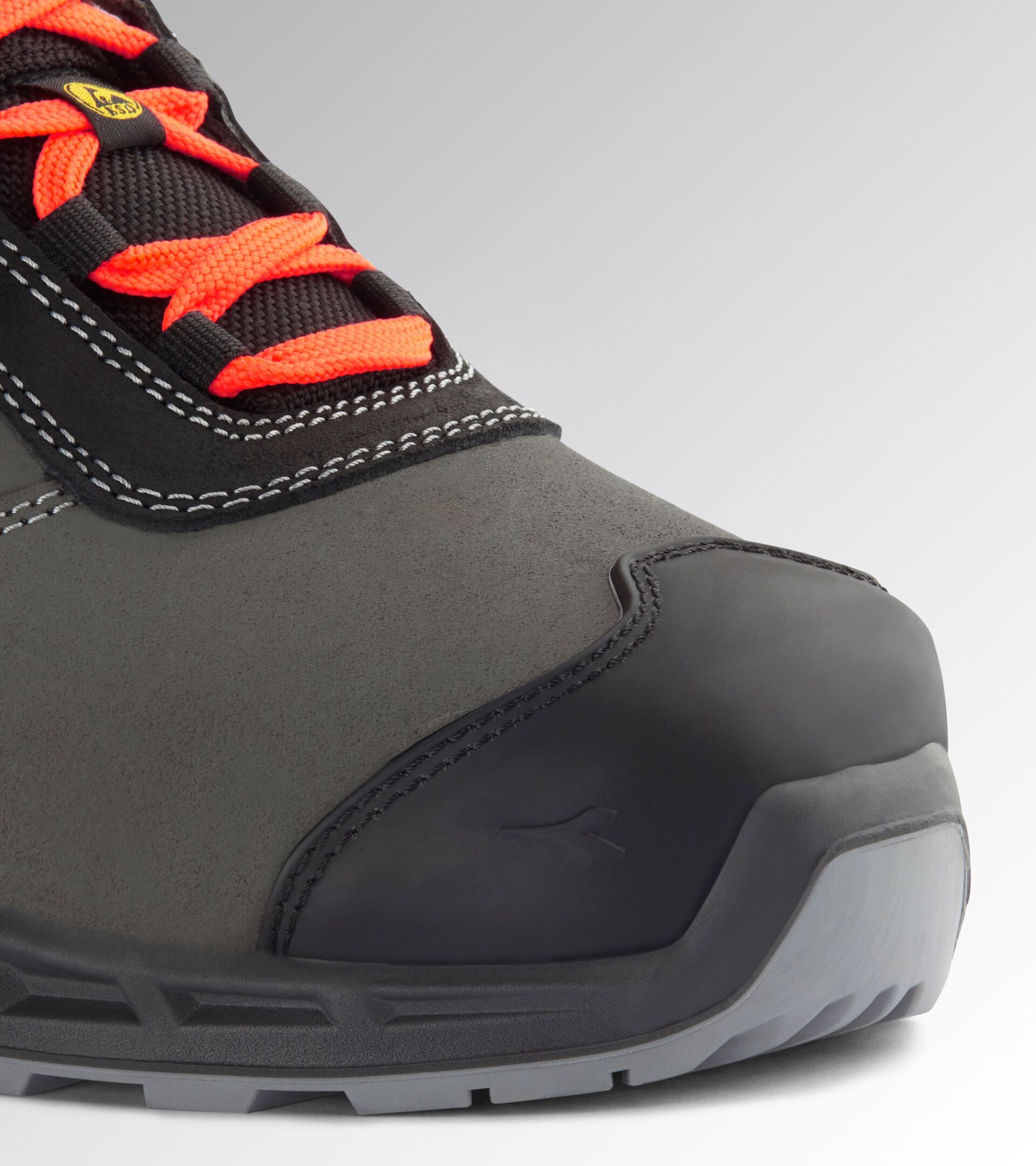 Low safety shoe SHARK STABLE IMPACT LEATHER LOW S3S FO SR SC ESD BLACK/RED FLUO - Utility