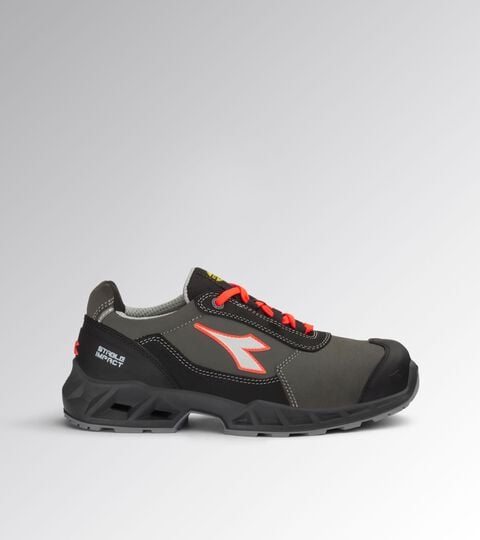 Low safety shoe SHARK STABLE IMPACT LEATHER LOW S3S FO SR SC ESD BLACK/RED FLUO - Utility