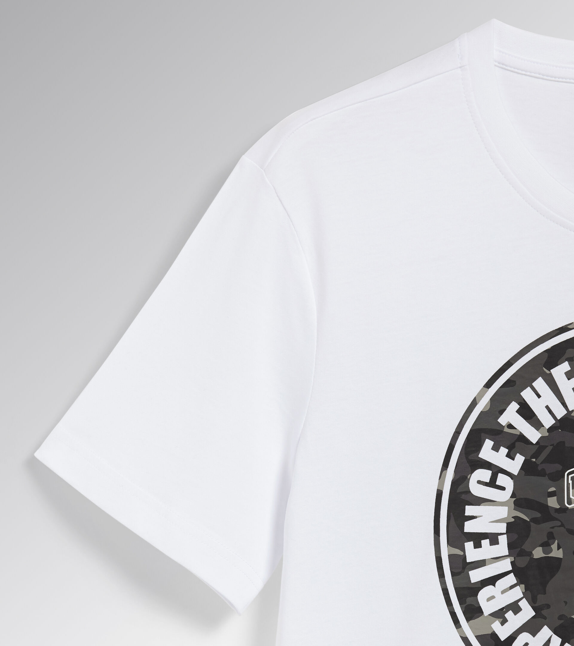 T-SHIRT GRAPHIC ORGANIC, BRIGHT WHITE/SNOW WHITE, hi-res