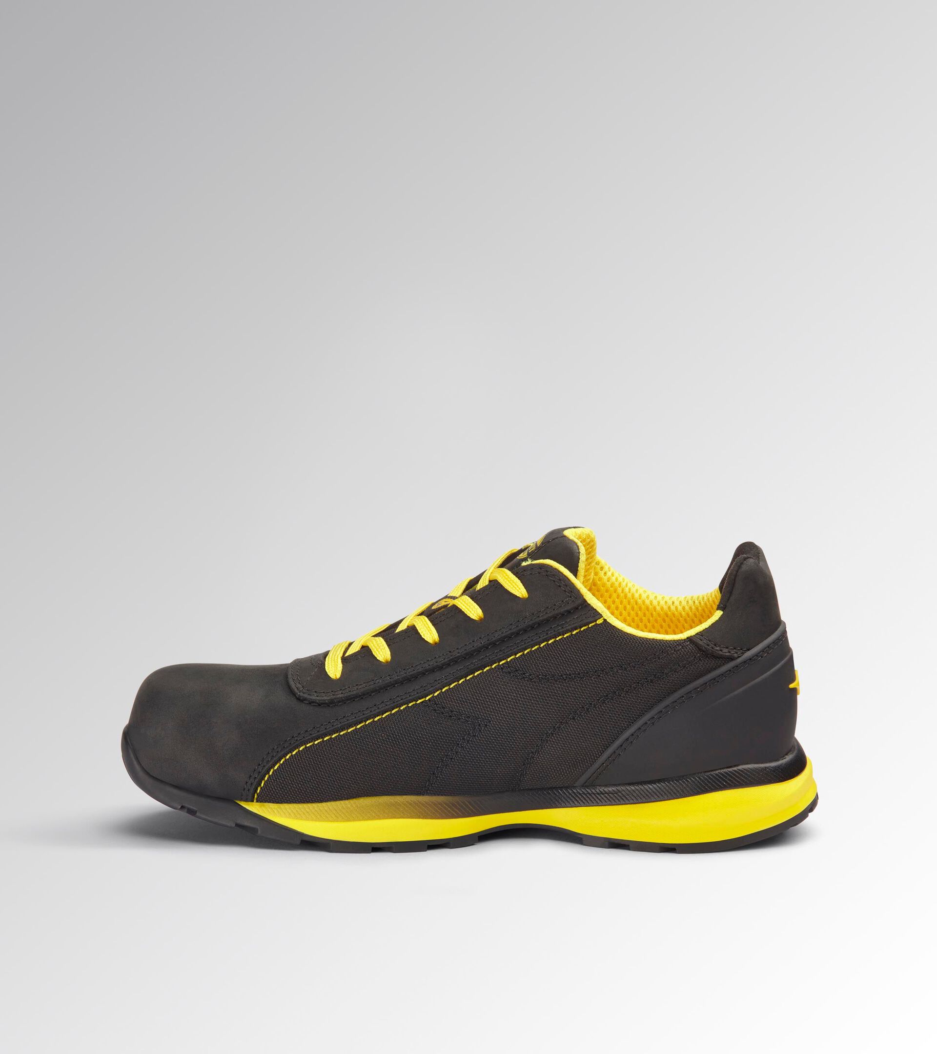 Scarpa antinfortunistica bassa S3S GLOVE HYPERFORM LOW S3S FO HRO SR ESD NERO - Utility