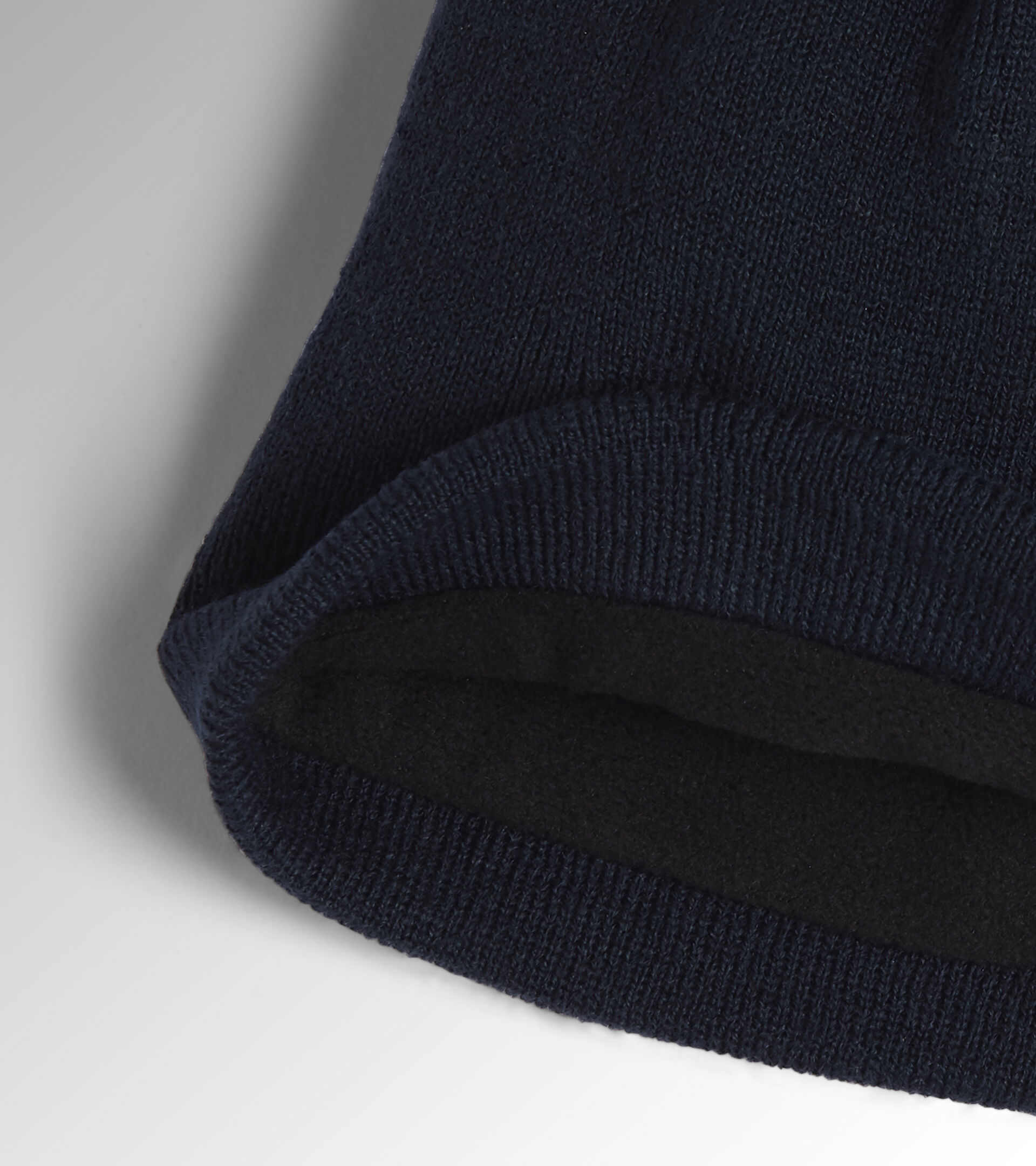 Mütze, doppelseitig POLAR BEANIE SCHWARZ SCHWERTLILIE - Utility