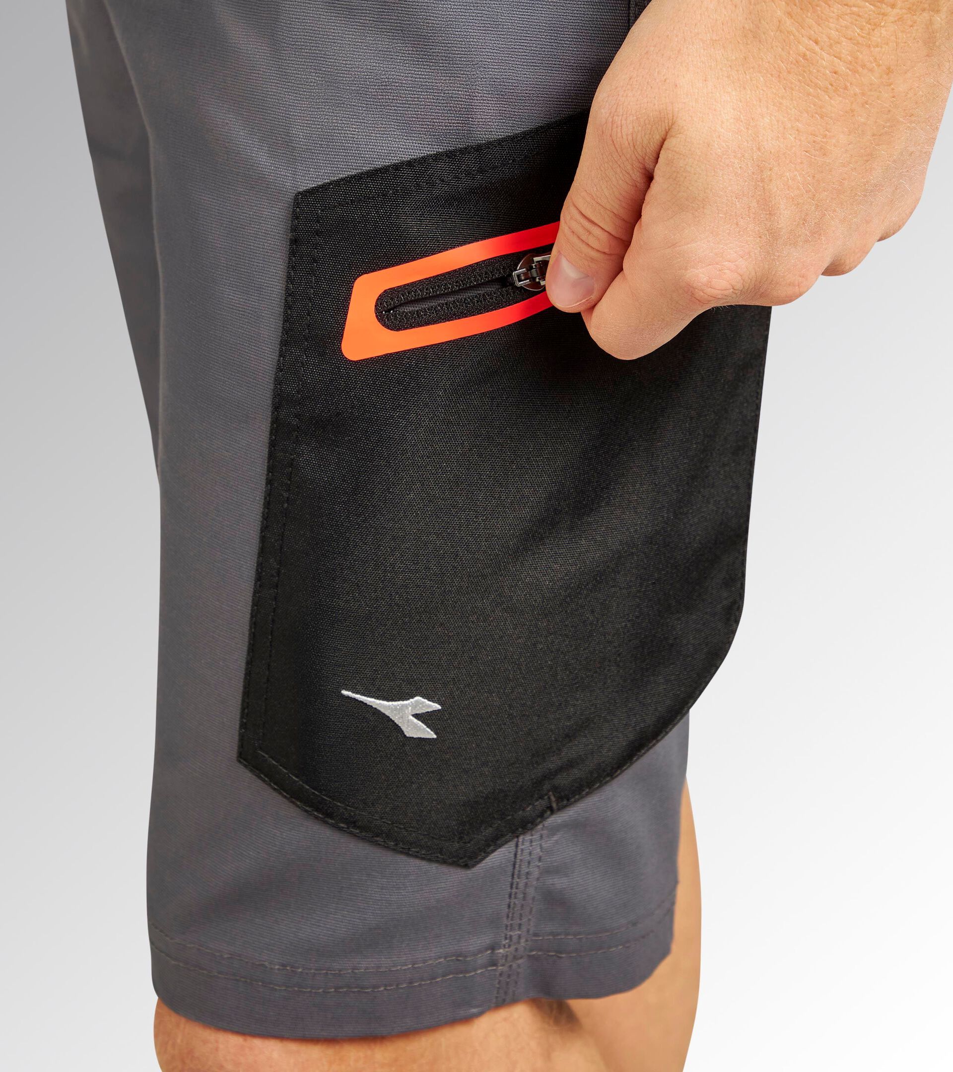 Stretch cotton canvas shorts BERMUDA STRETCH 2.0 STEEL GRAY - Utility