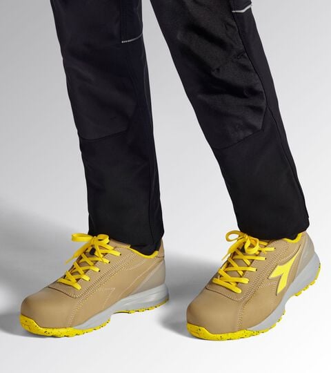 GLOVE MDS LOW S3S FO HRO SR, MOON ROCK GREY Low safety shoe GLOVE MDS LOW S3S FO HRO SR MOON ROCK GREY - Utility