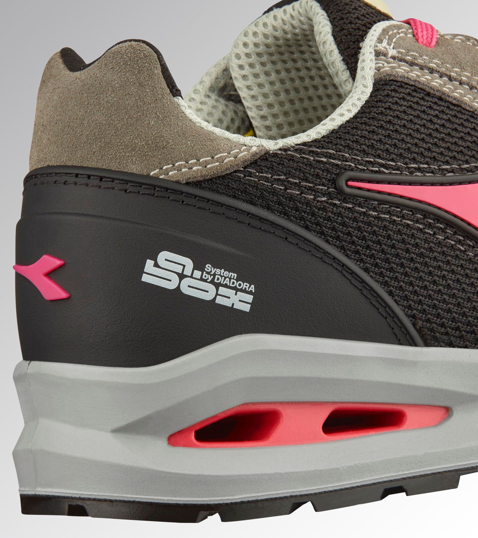 Chaussures de s&eacute;curit&eacute; basses S1PS RUN A.BOX LOW S1PS FO SR ESD FUMEE/NOIR - Utility